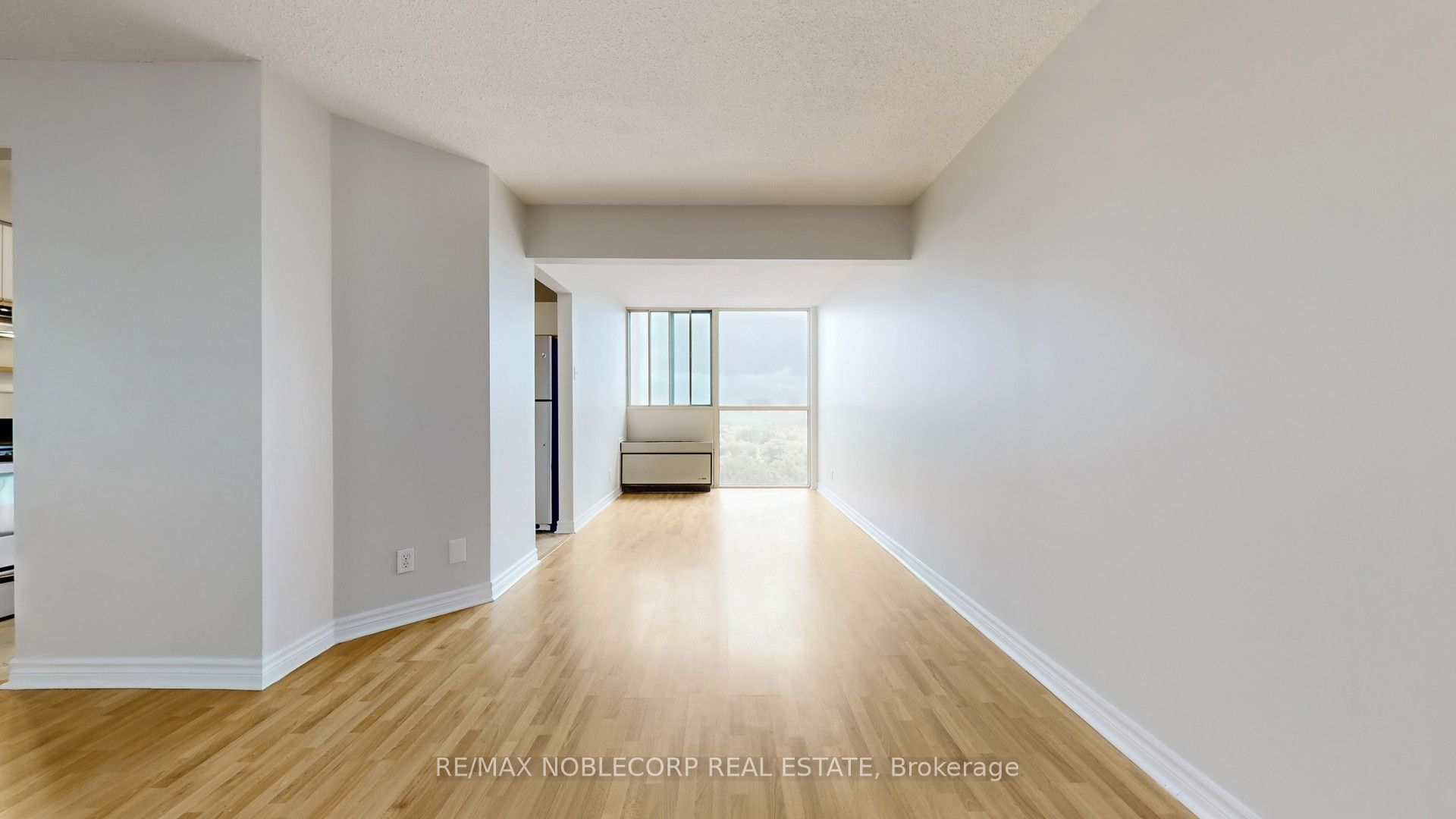 Unit 906 - 41 Markbrook Lane, Etobicoke 3