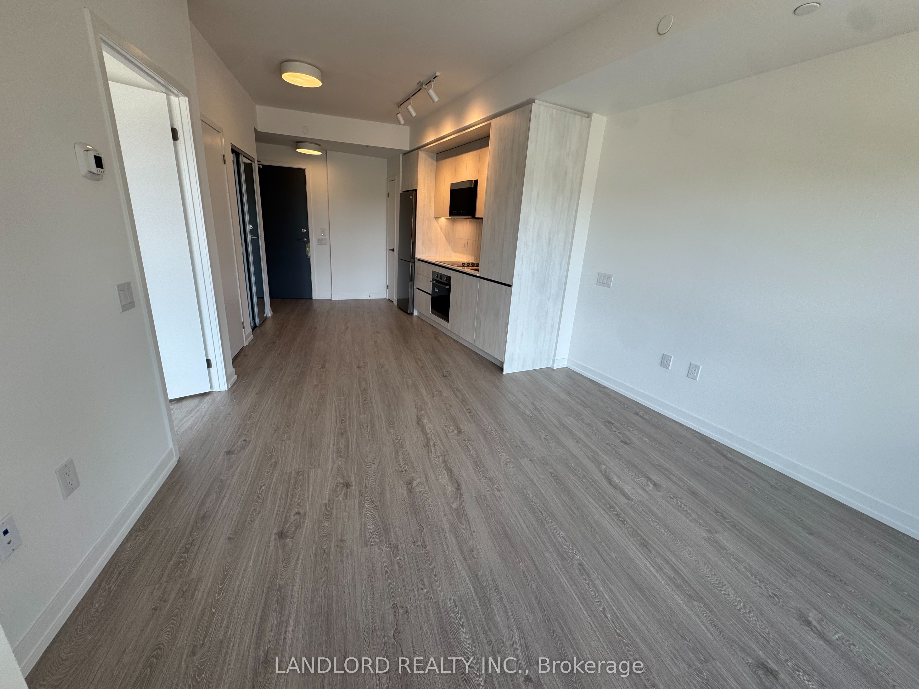 Unit 321 - 2485 Eglinton Avenue W, Mississauga 4