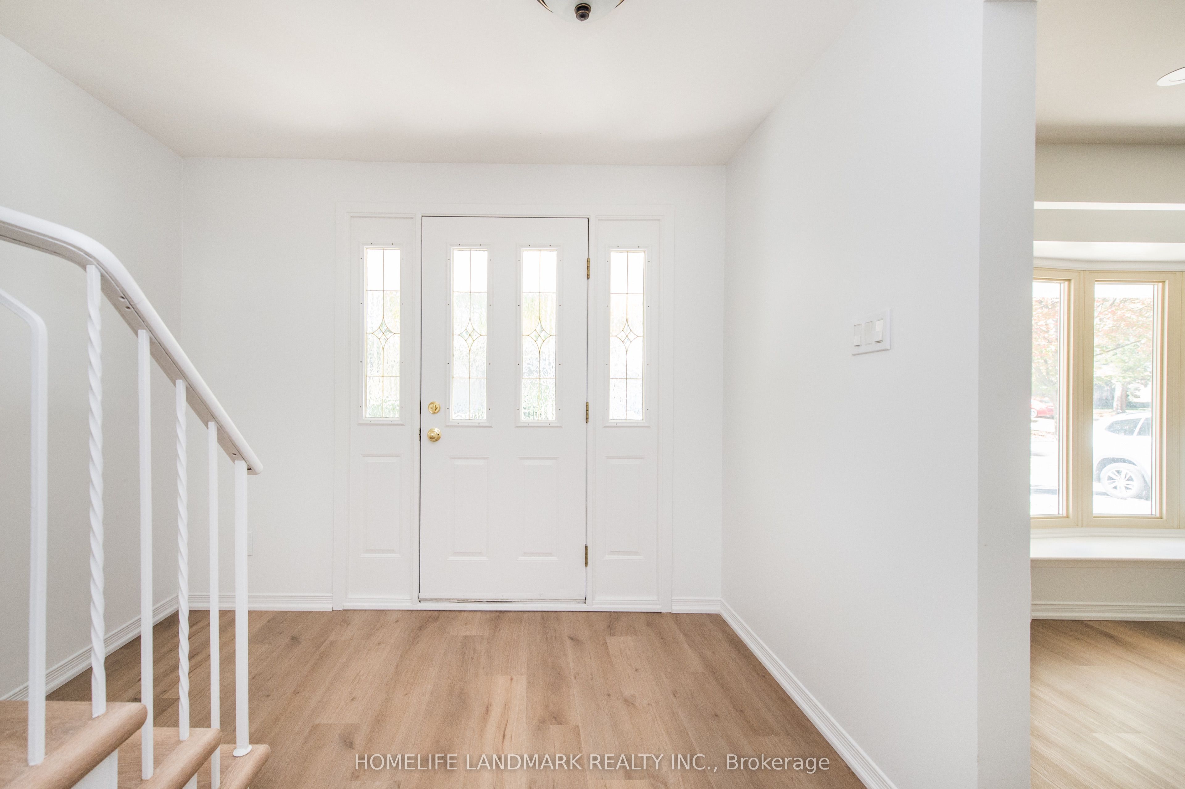 193 Chebucto Drive E, Oakville 3