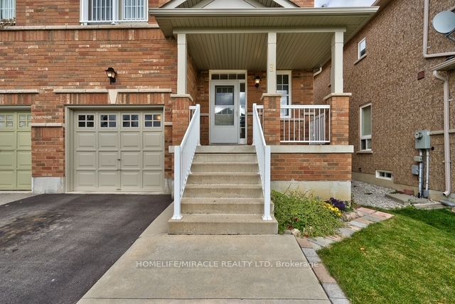 3 Ashdale Road, Brampton 2