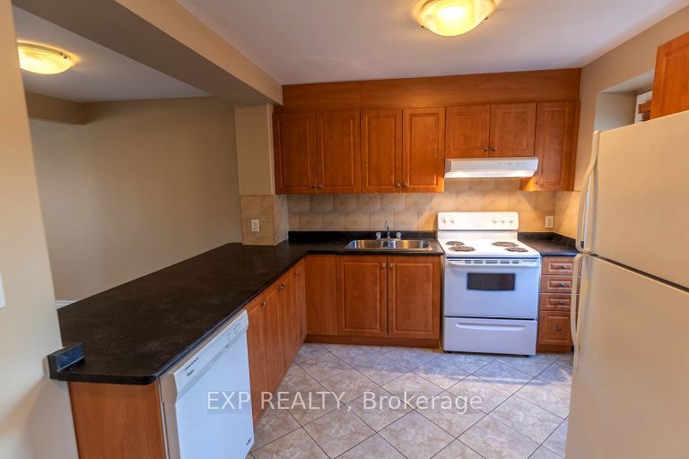 Unit 7 - 7591 Scholfield Road, Niagara Falls 3