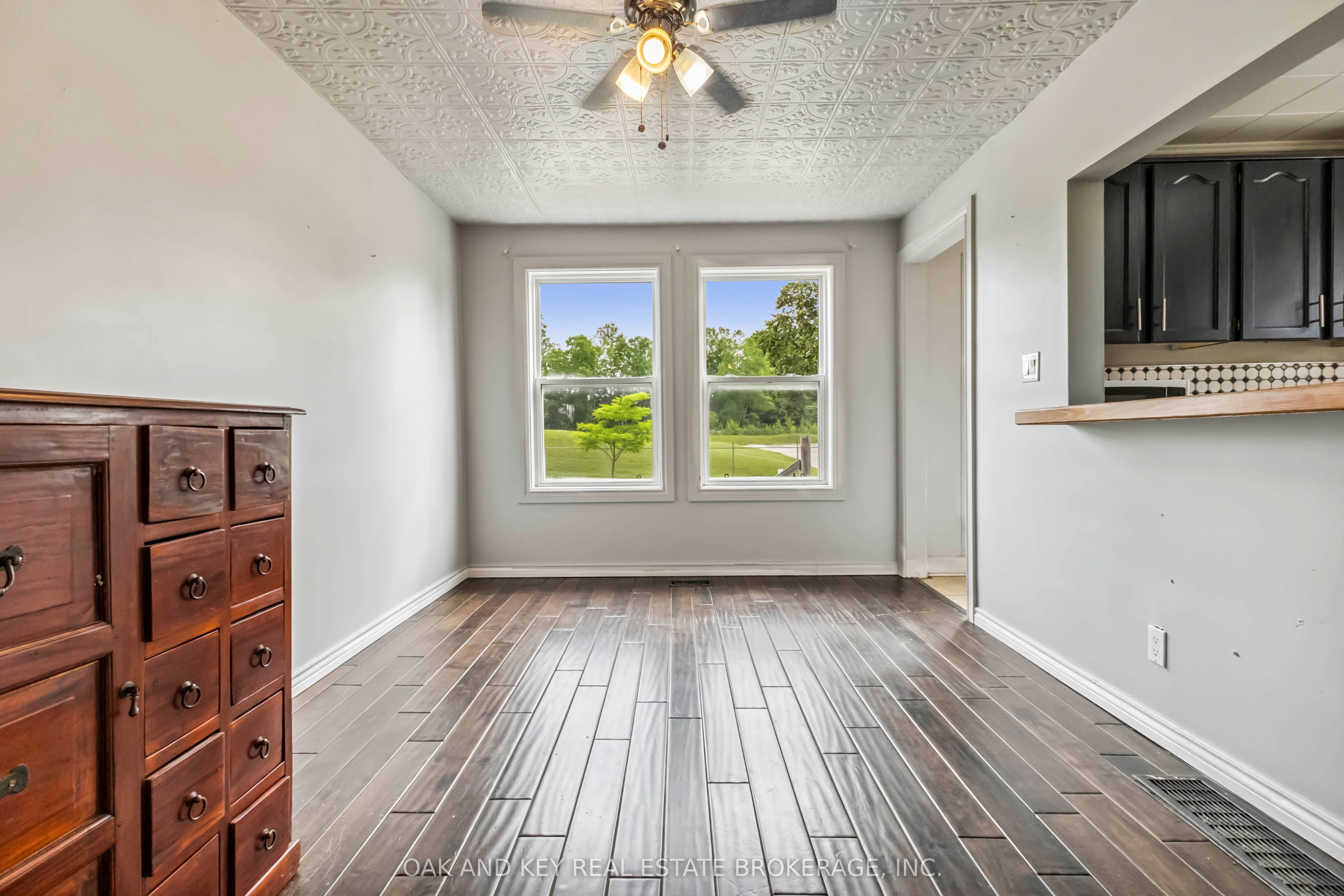 487 Burbrook Place, London 4