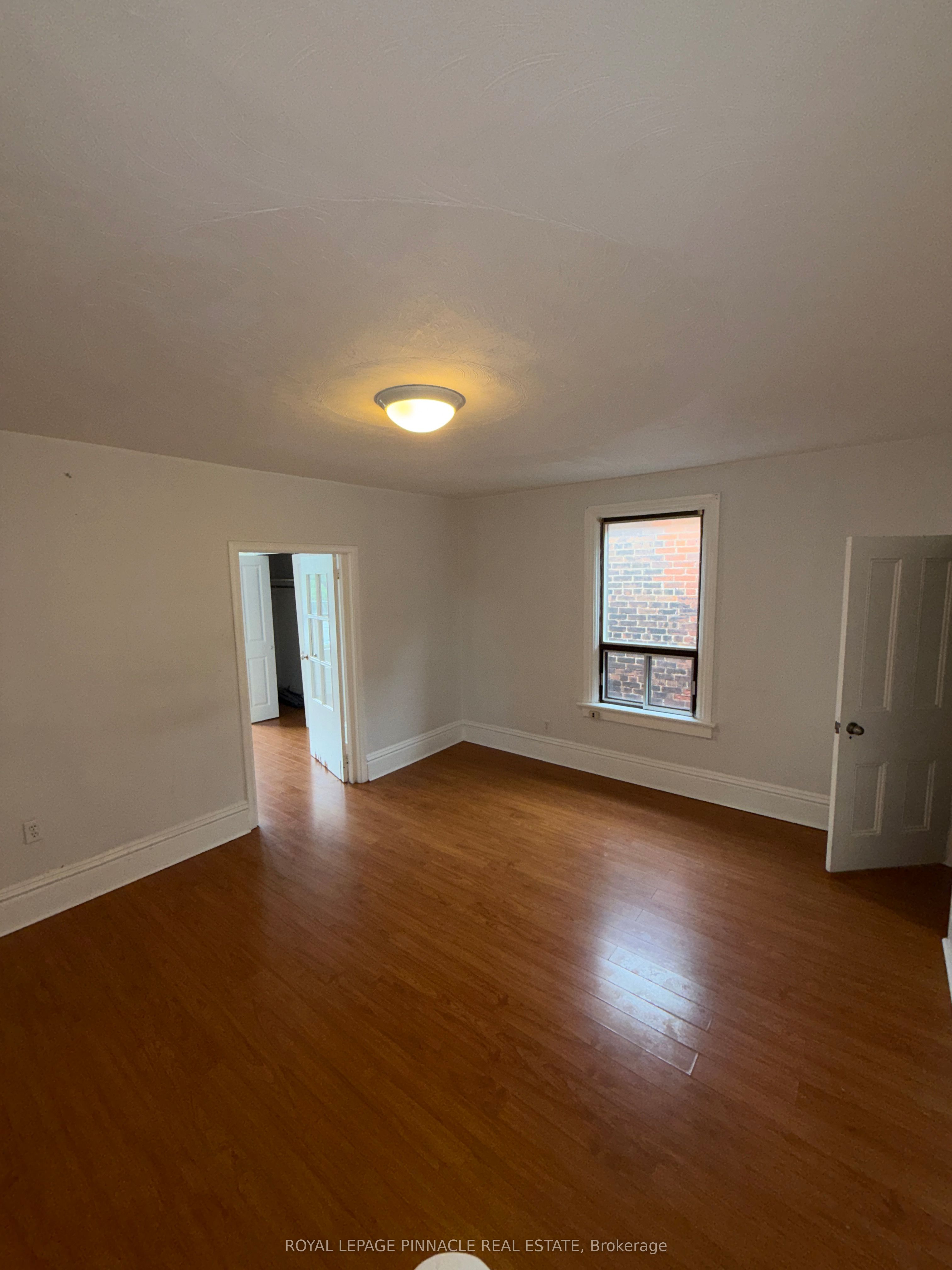 Unit Upper - 55 Cannon Street W, Hamilton 5