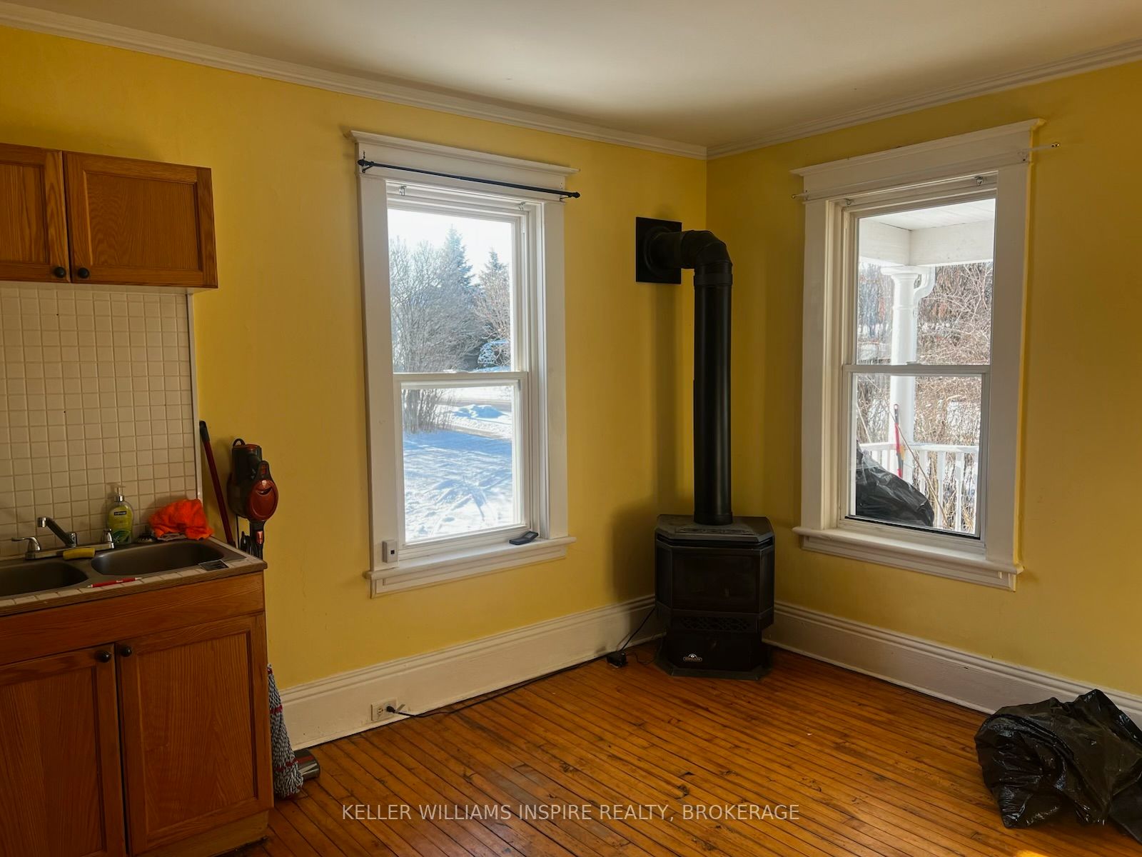 Unit B - 8 Main Street, Marmora and Lake 4