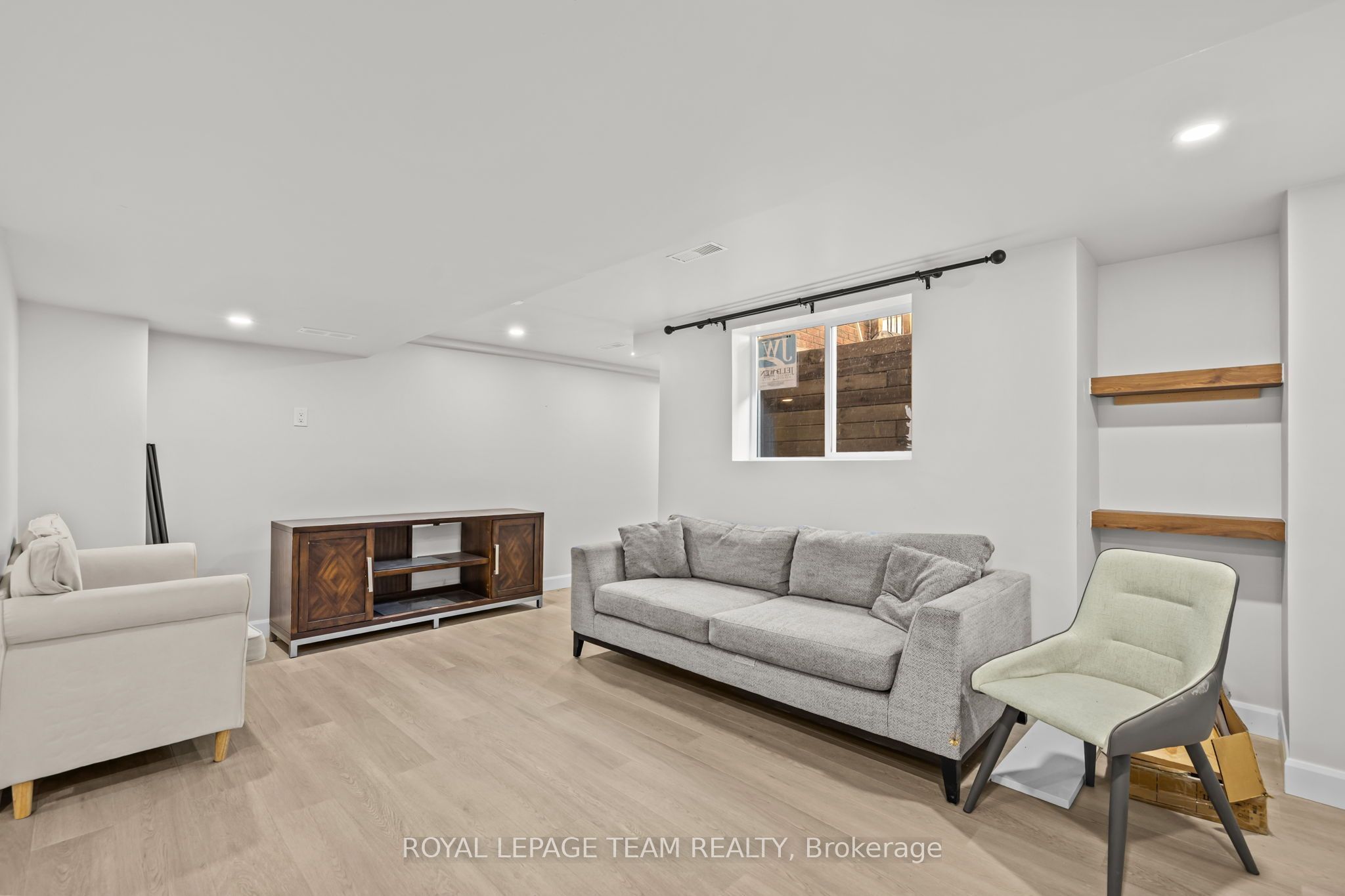 Unit B - 1288 Plante Drive, Ottawa 5