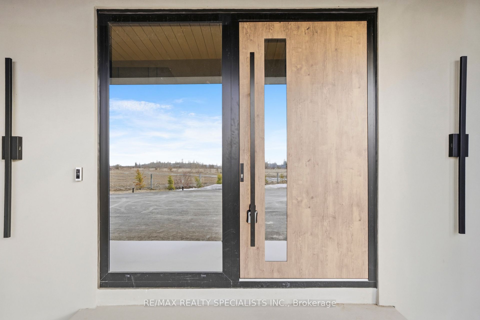 295449 8th Line, Amaranth 4