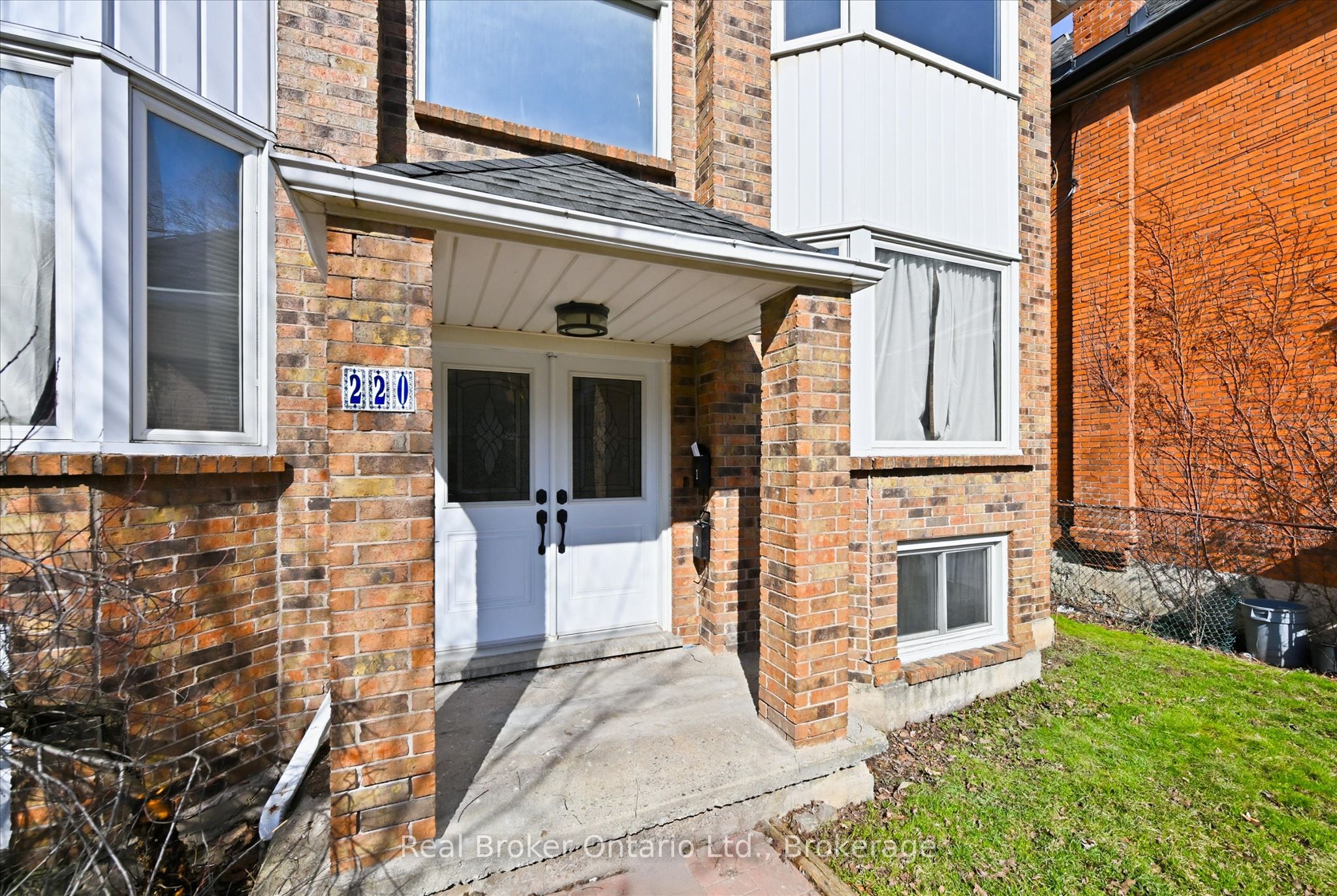 Unit 1 - 220 Caroline Street S, Hamilton 3