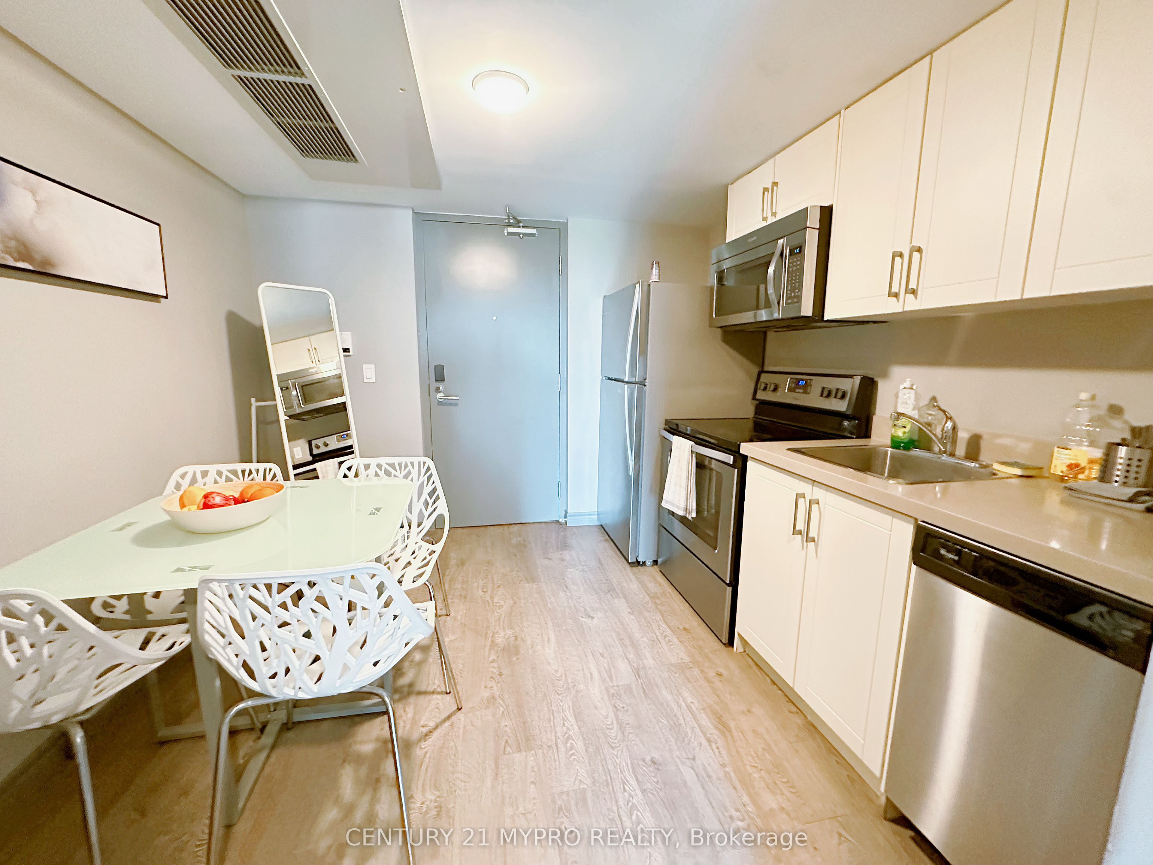 Unit 706 - 321 Spruce Street, Waterloo 4