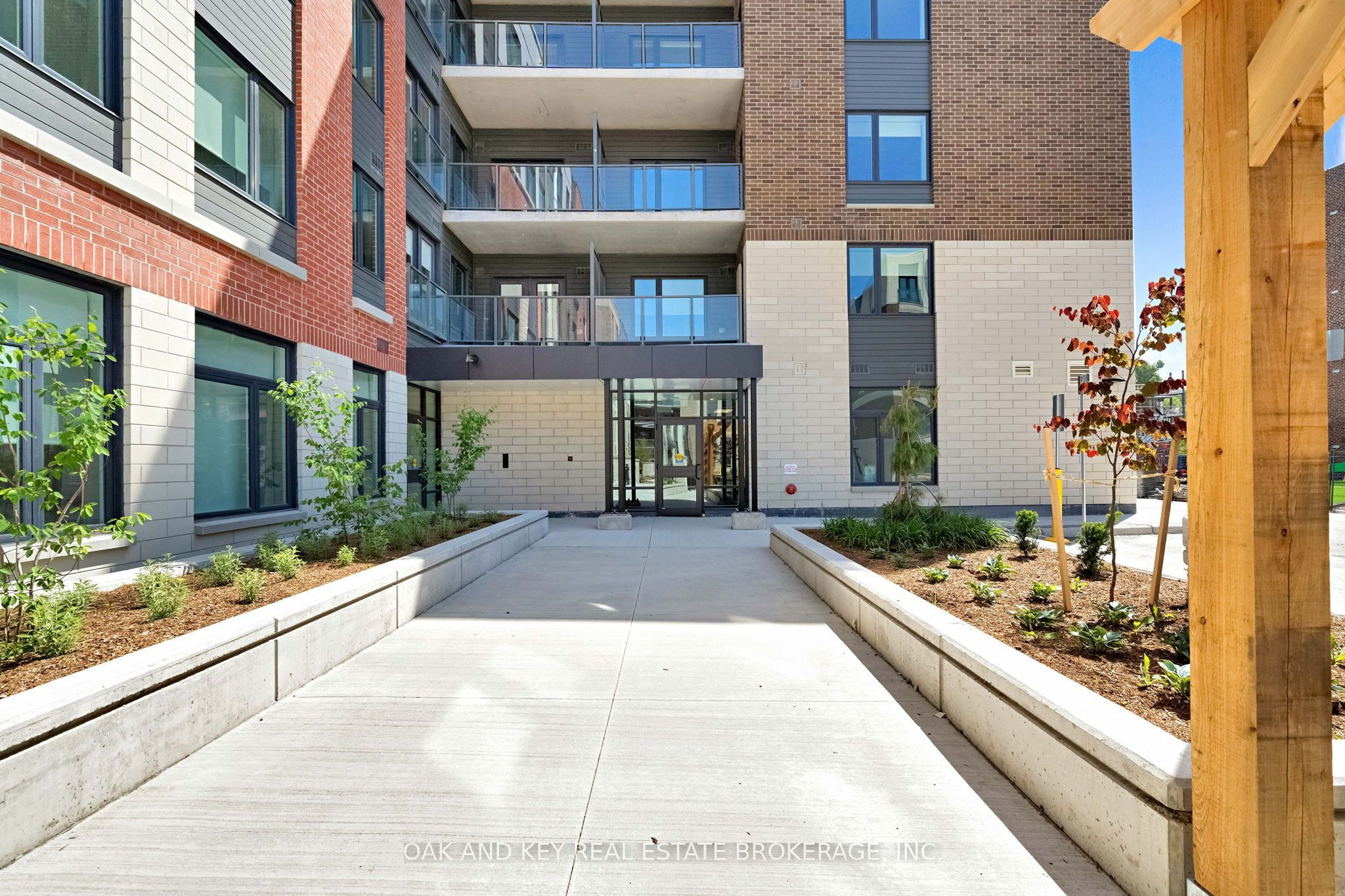 Unit 310 - 385 Hill Street, London 4