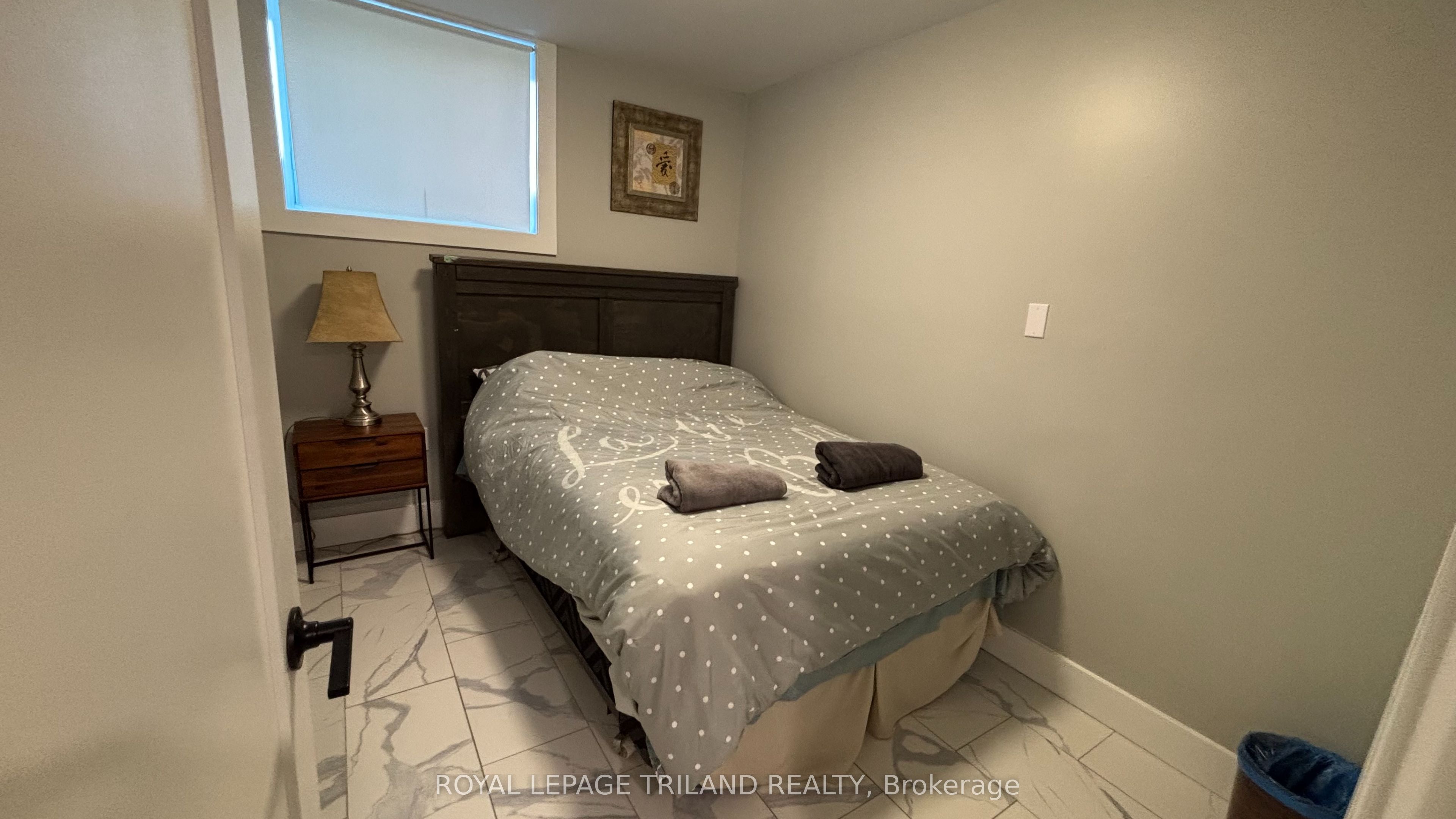 Unit 4 - 325 George Street, Central Elgin 5