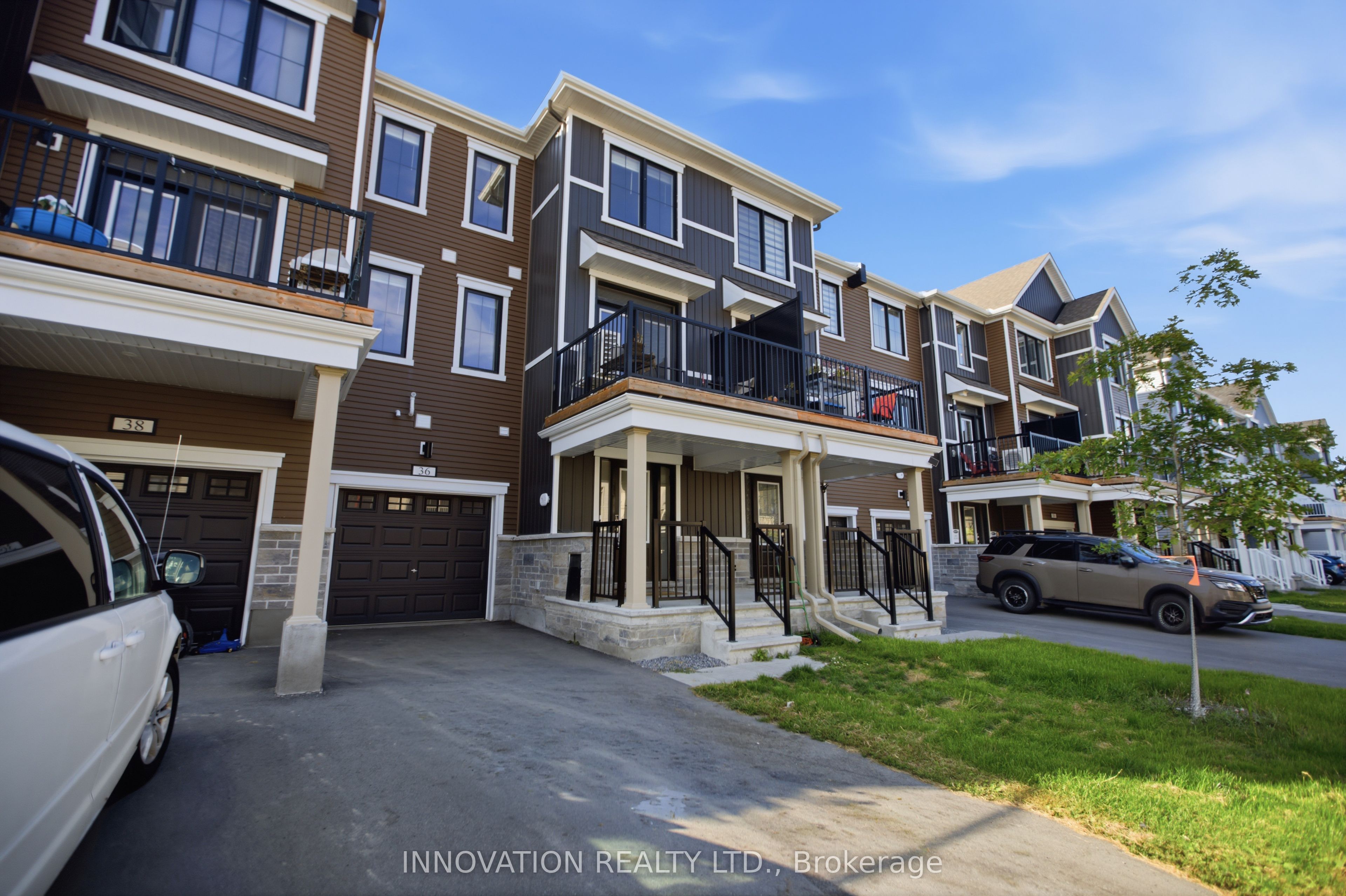 36 Stitch Mews, Stittsville-Goulbourn 2
