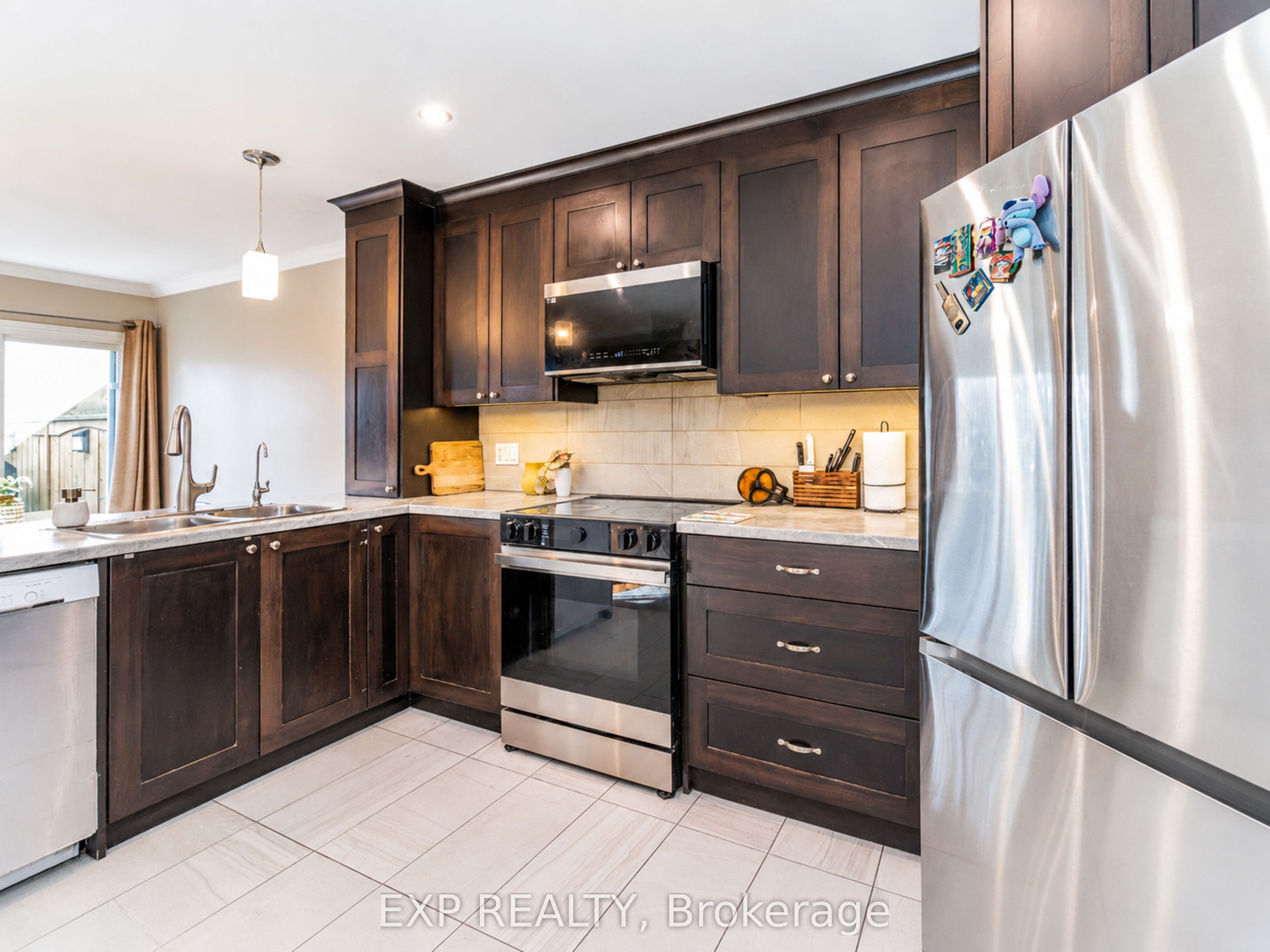 641 Royal Fern Street, Waterloo 5