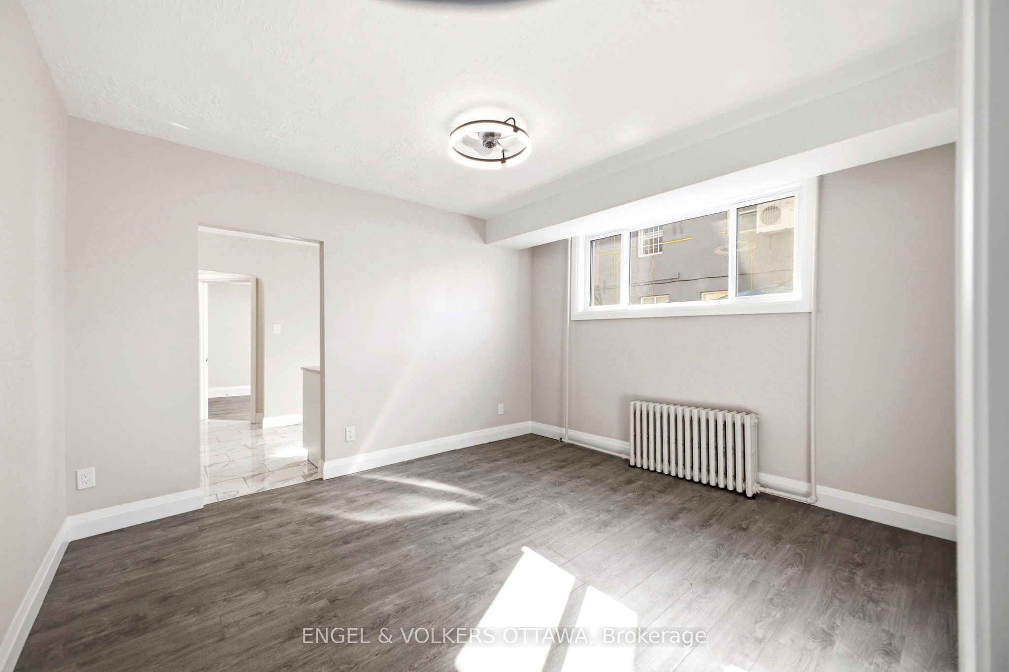 Unit 1 - 287 St Laurent Boulevard, Ottawa 3