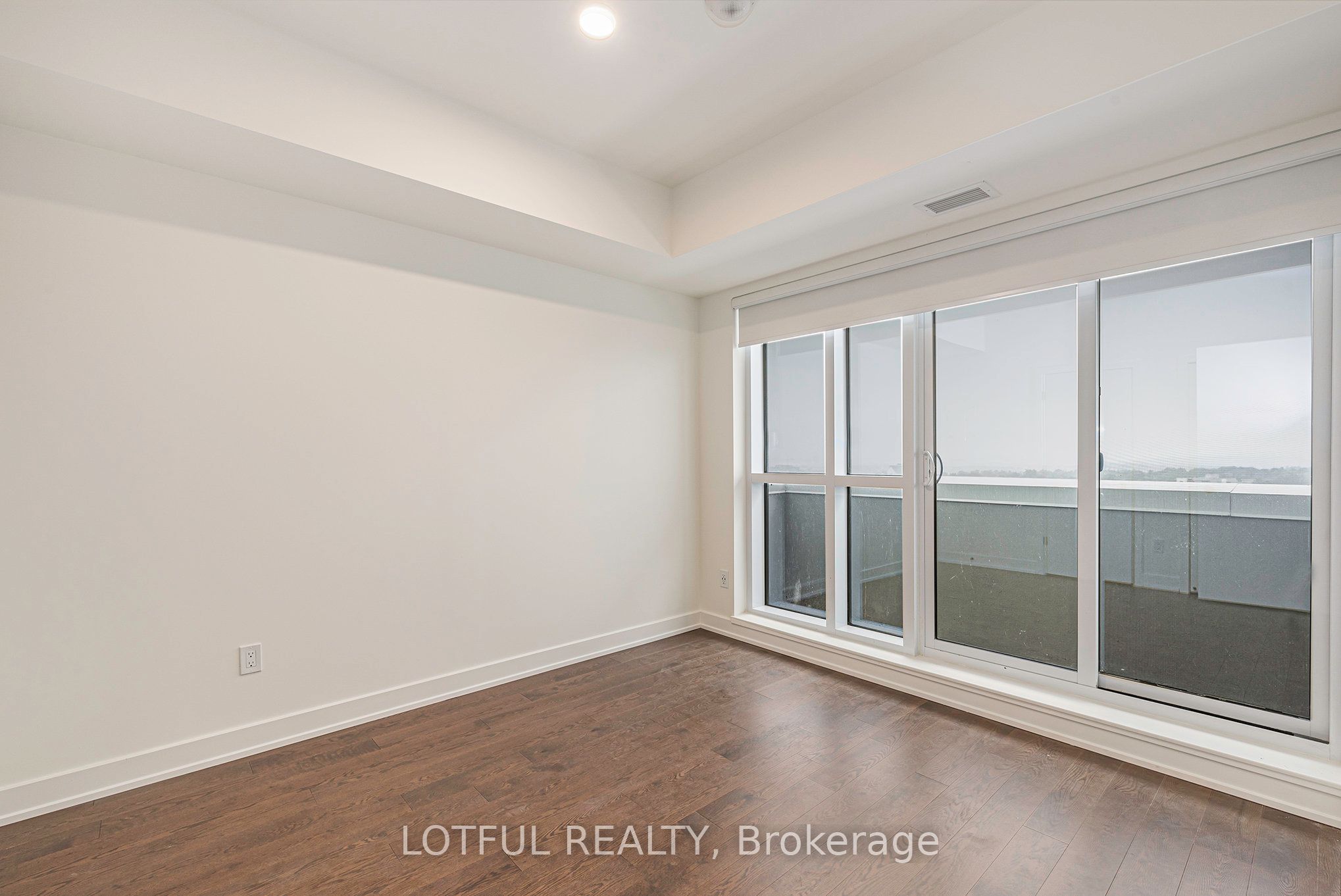 Unit 1305 - 560 RIDEAU Street, Ottawa 3
