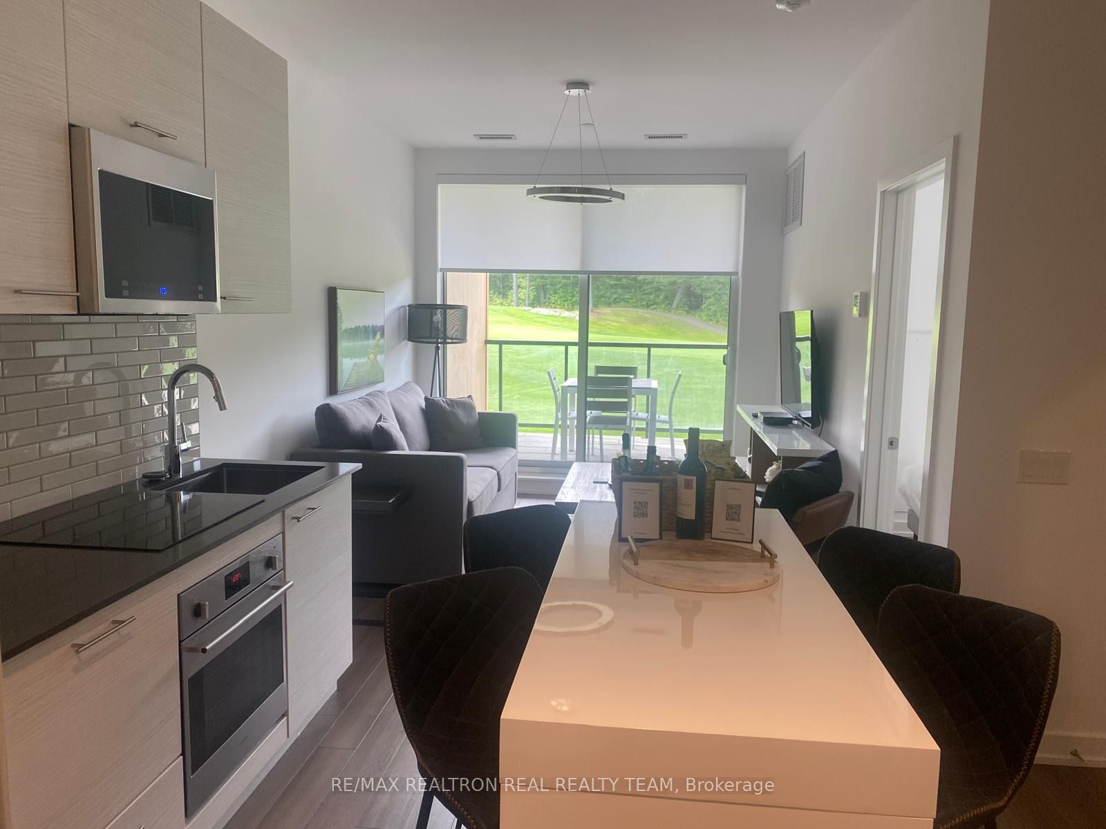 Unit 302 - 120 Carrick Trail, Gravenhurst 2