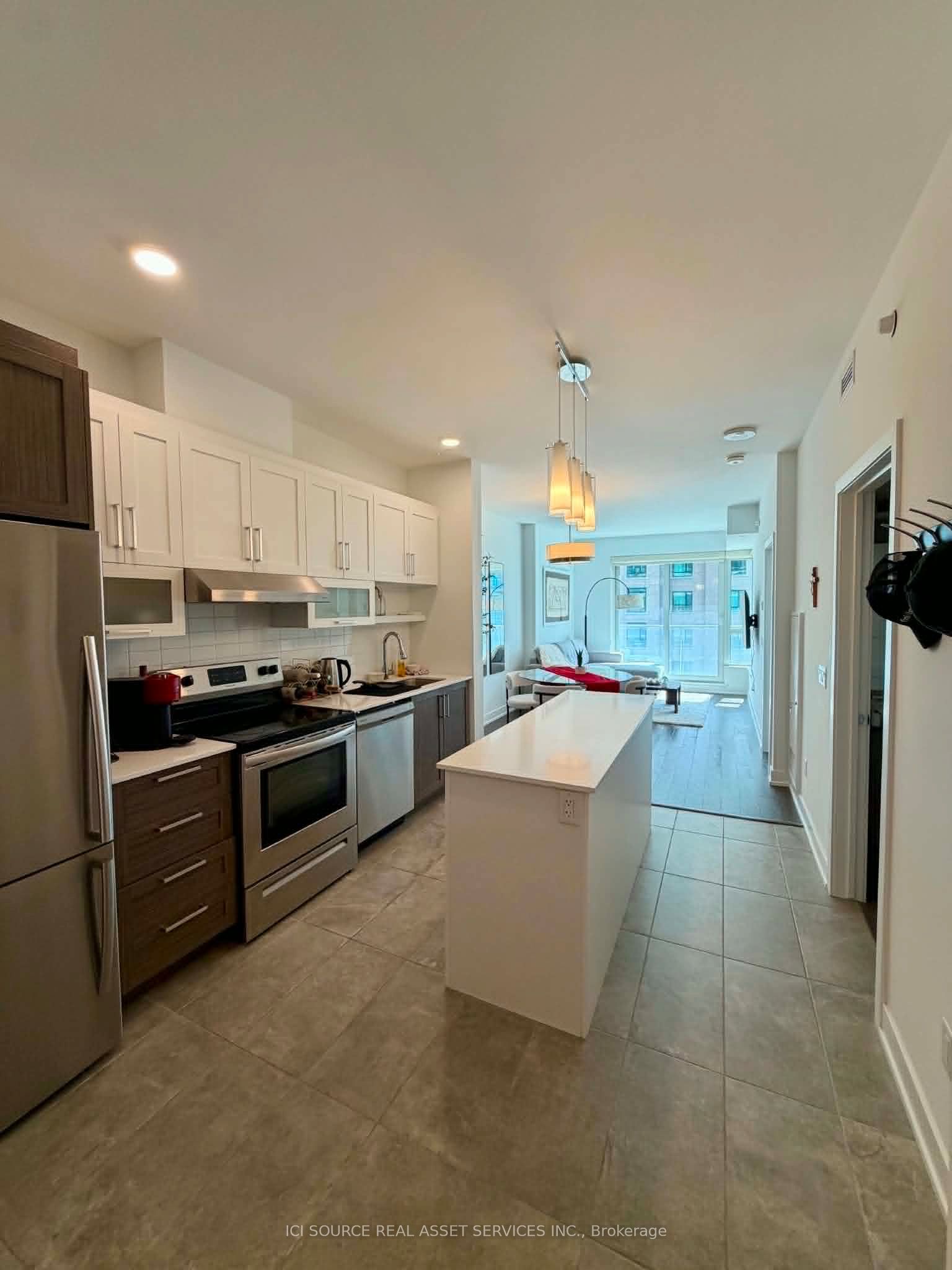 Unit 805 - 200 Inlet Private, Cumberland 3