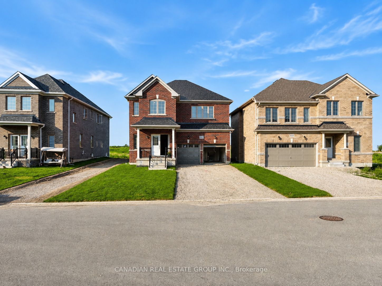 442 Vandusen Avenue, Southgate 1