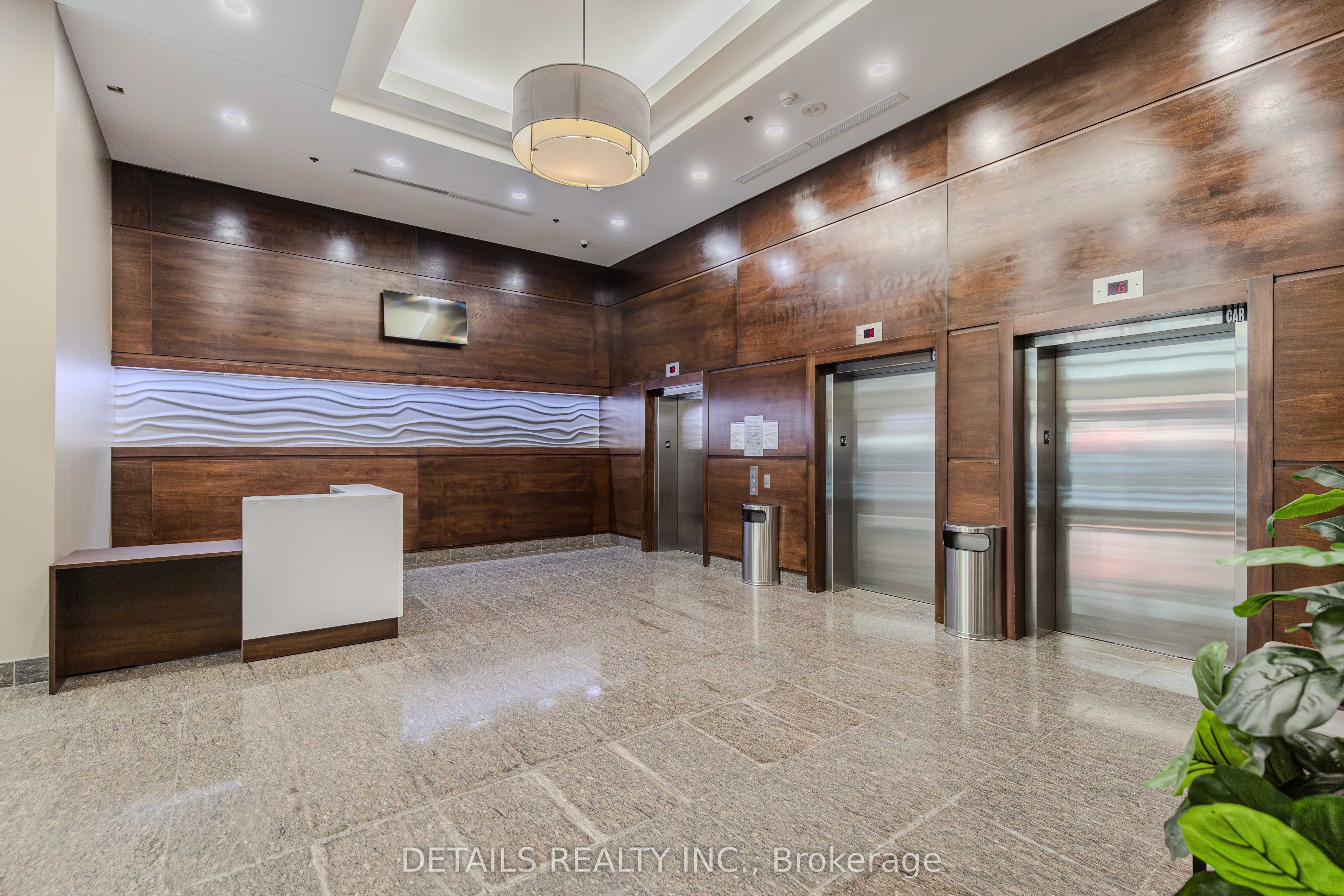 Unit 607 - 238 Besserer Street, Ottawa 4