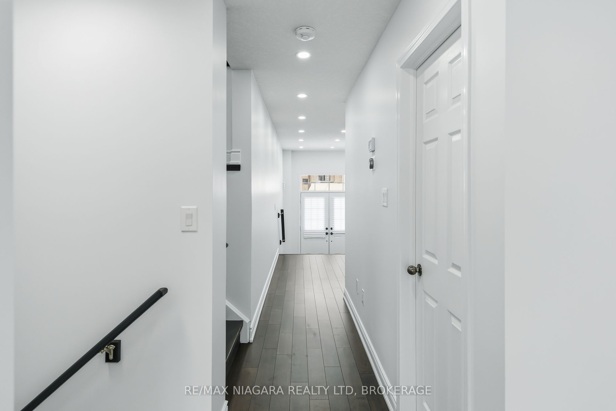 8139 Buckeye Crescent, Niagara Falls 5