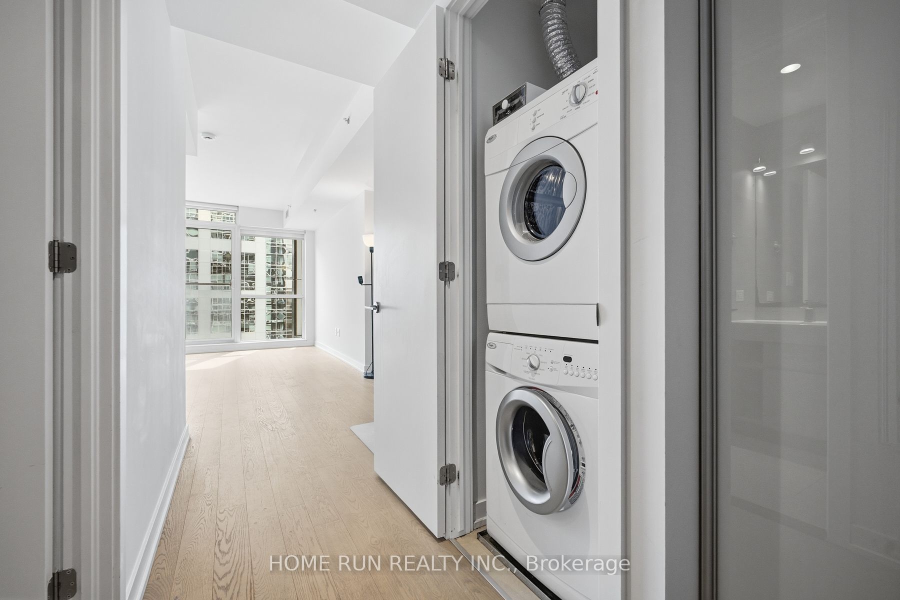 Unit 1007 - 199 Slater Street, Ottawa 5
