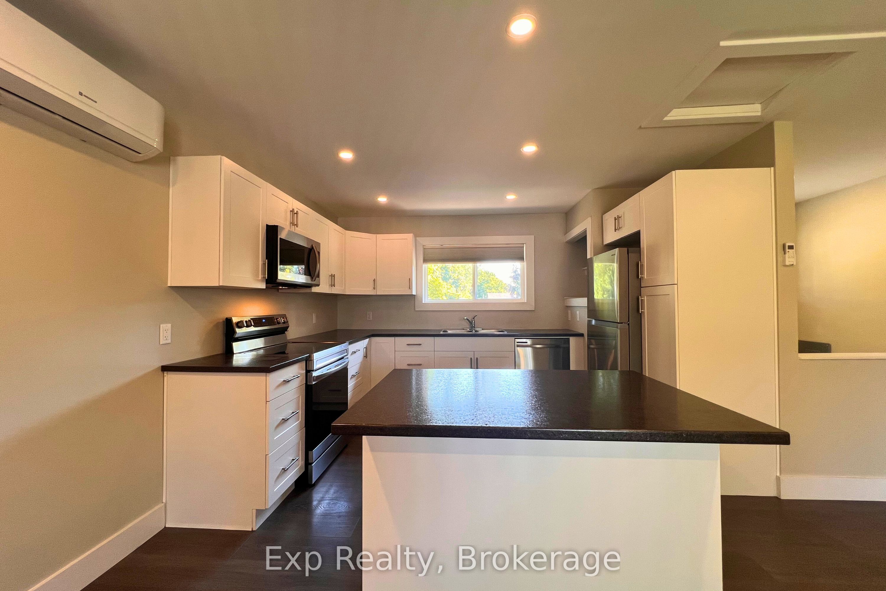 Unit UNIT B - 20 Munro Avenue, Belleville 5