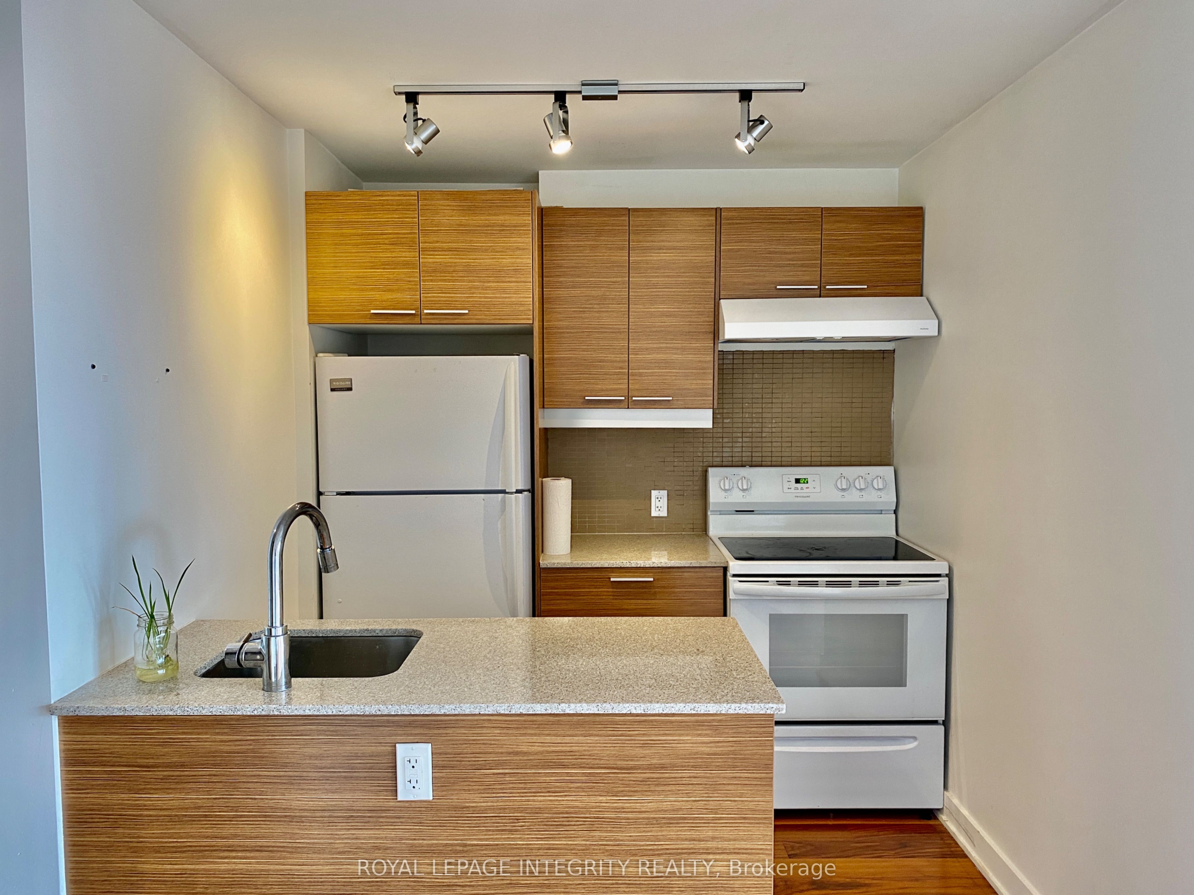 Unit 331 - 354 Gladstone Avenue, Ottawa 3