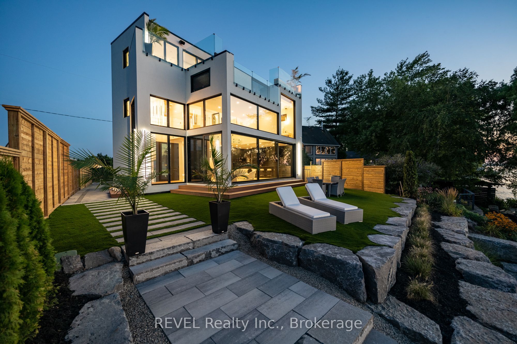 6 Firelane 11 Street, Niagara-on-the-Lake 4