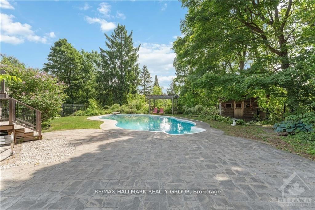 41 Cedar Road, Orleans-Gloucester 4