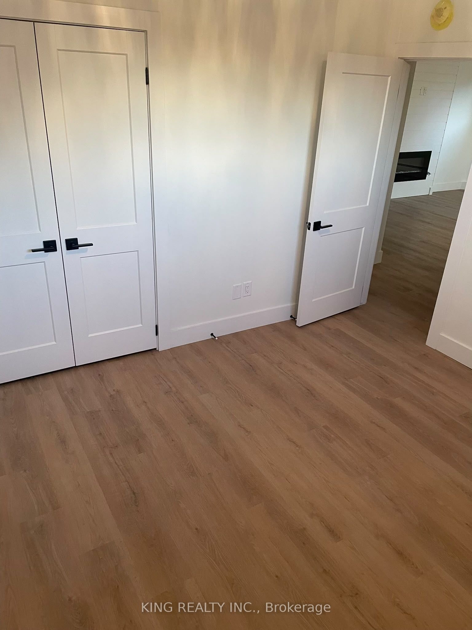 Unit 102 - 894 Adelaide Street N, London 2