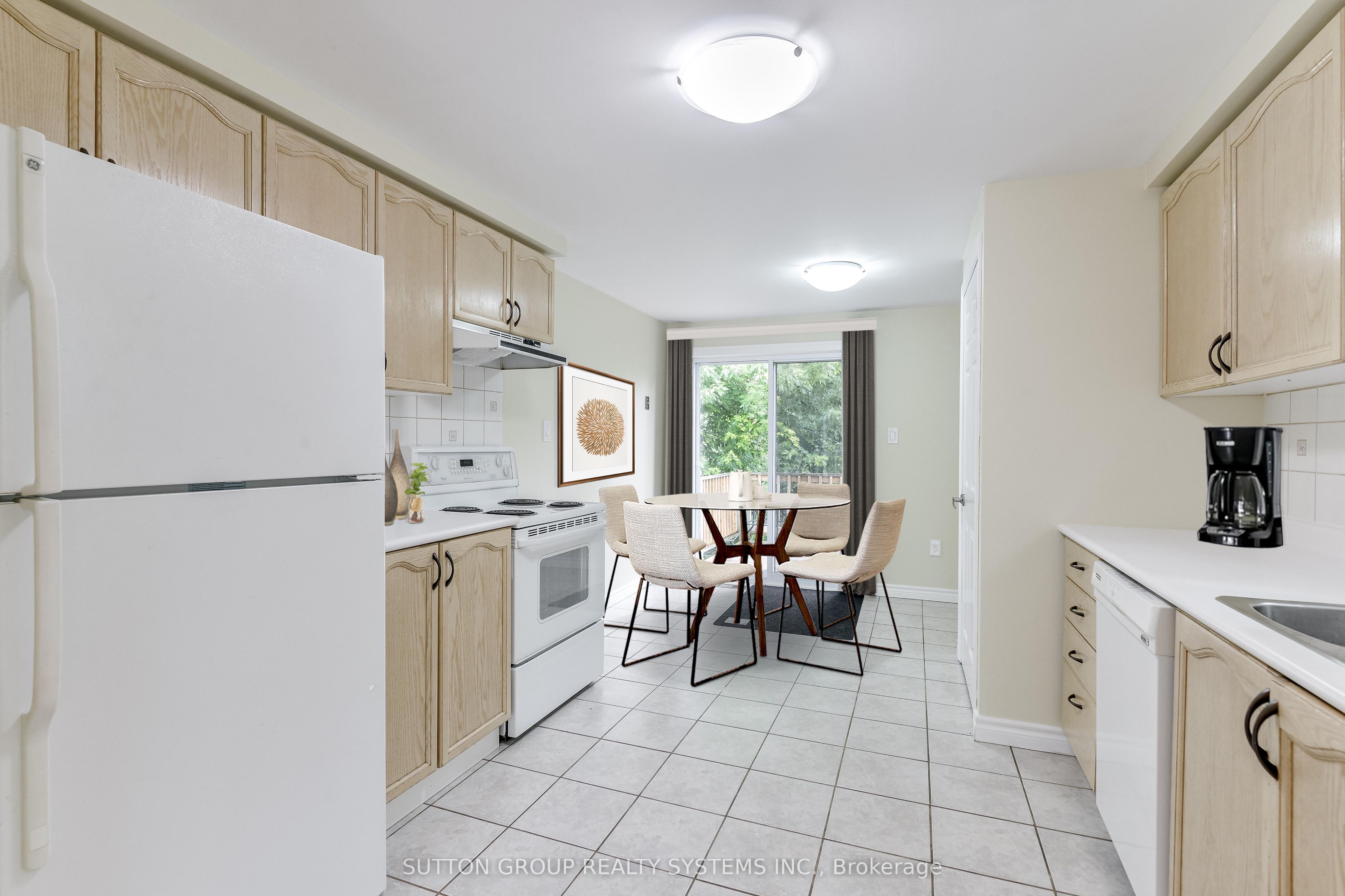 Unit Upper - 36 Enfield Drive, Cambridge 4