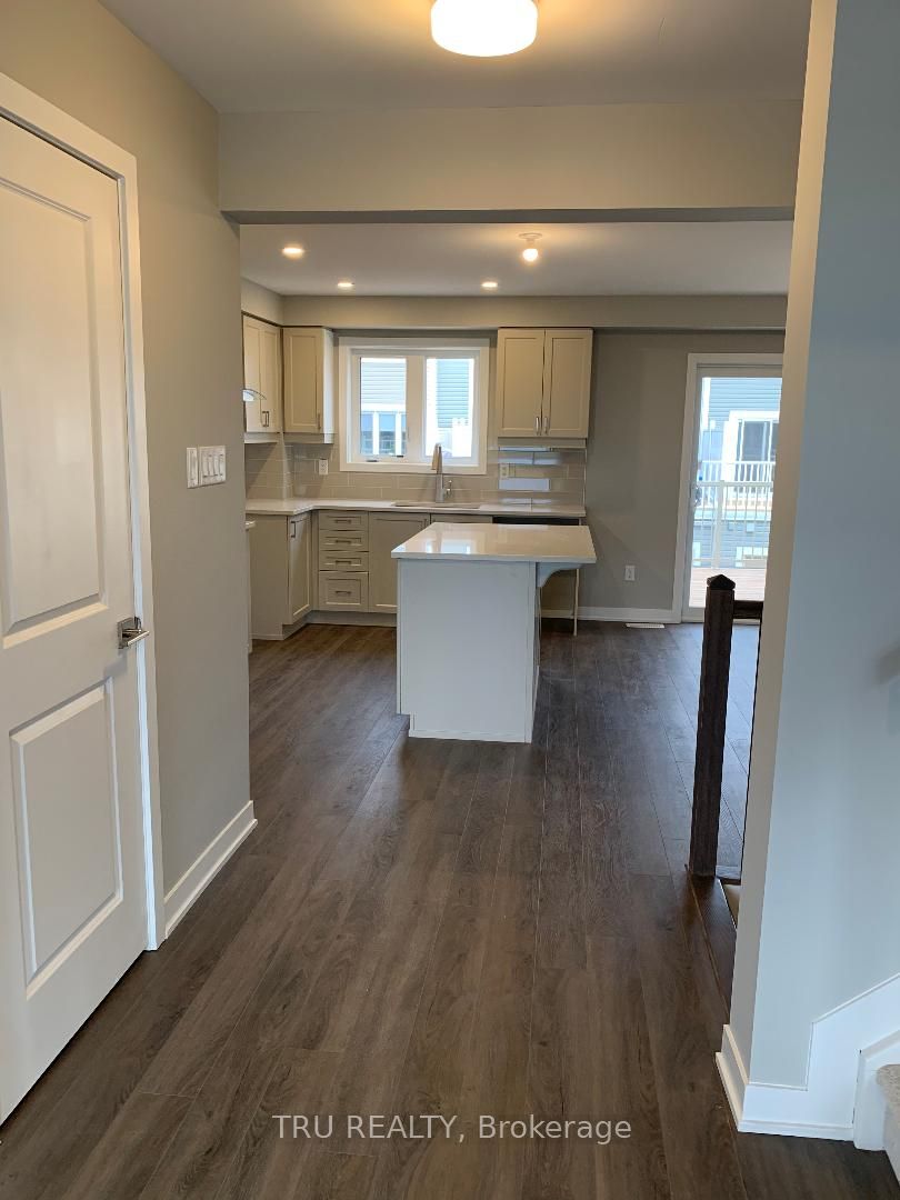 32 Limnos Lane N, West Carleton Twp 4