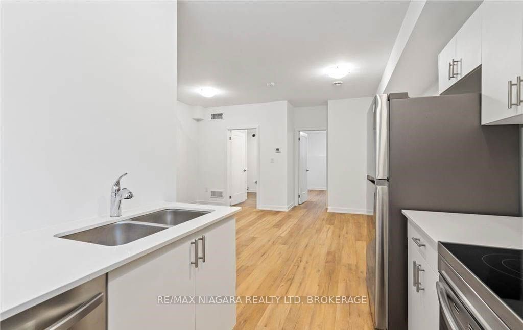 Unit 214 - 781 Clare Avenue, Welland 3