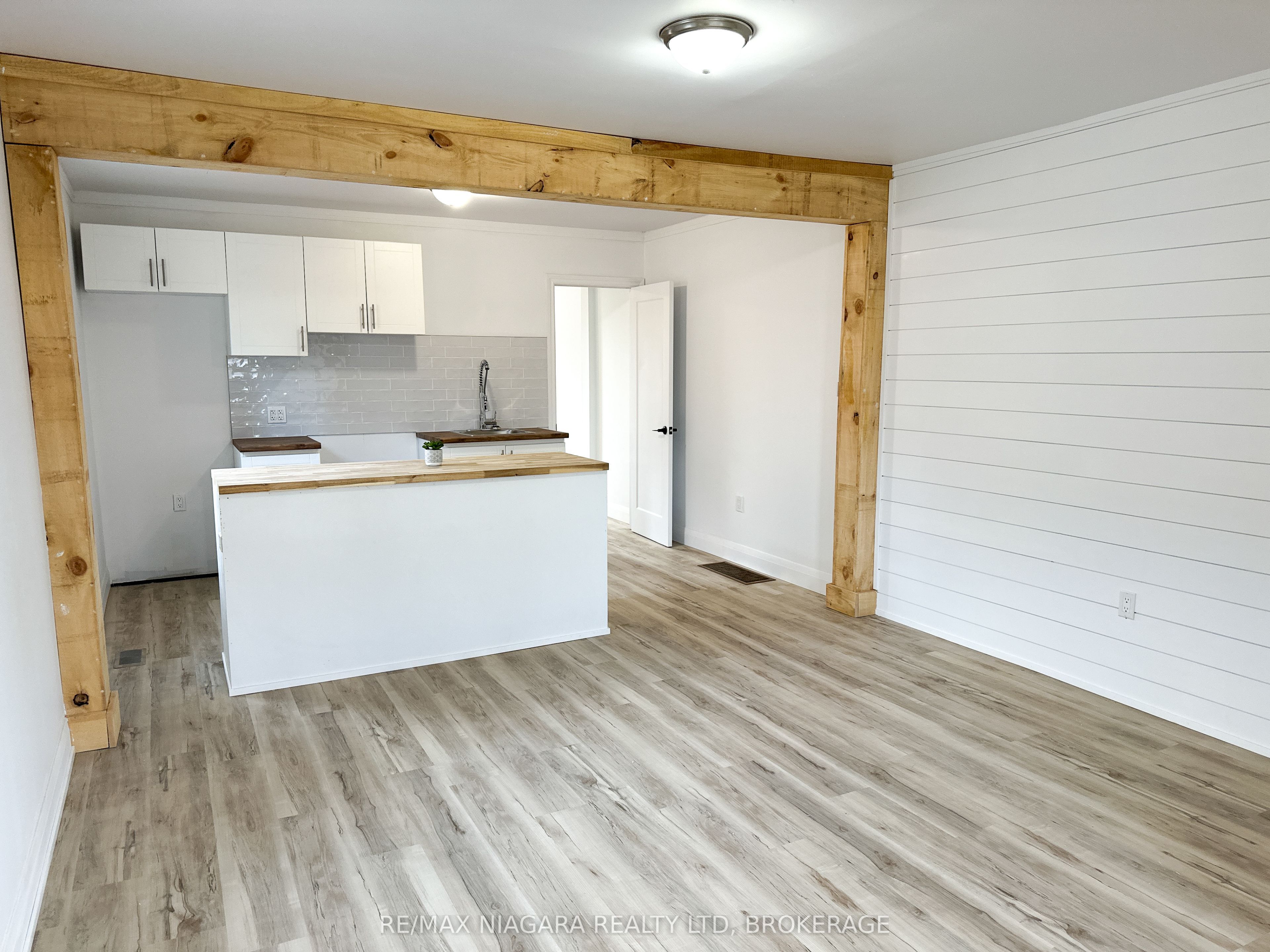 Unit UPPER - 233 PELHAM Road, St. Catharines 2