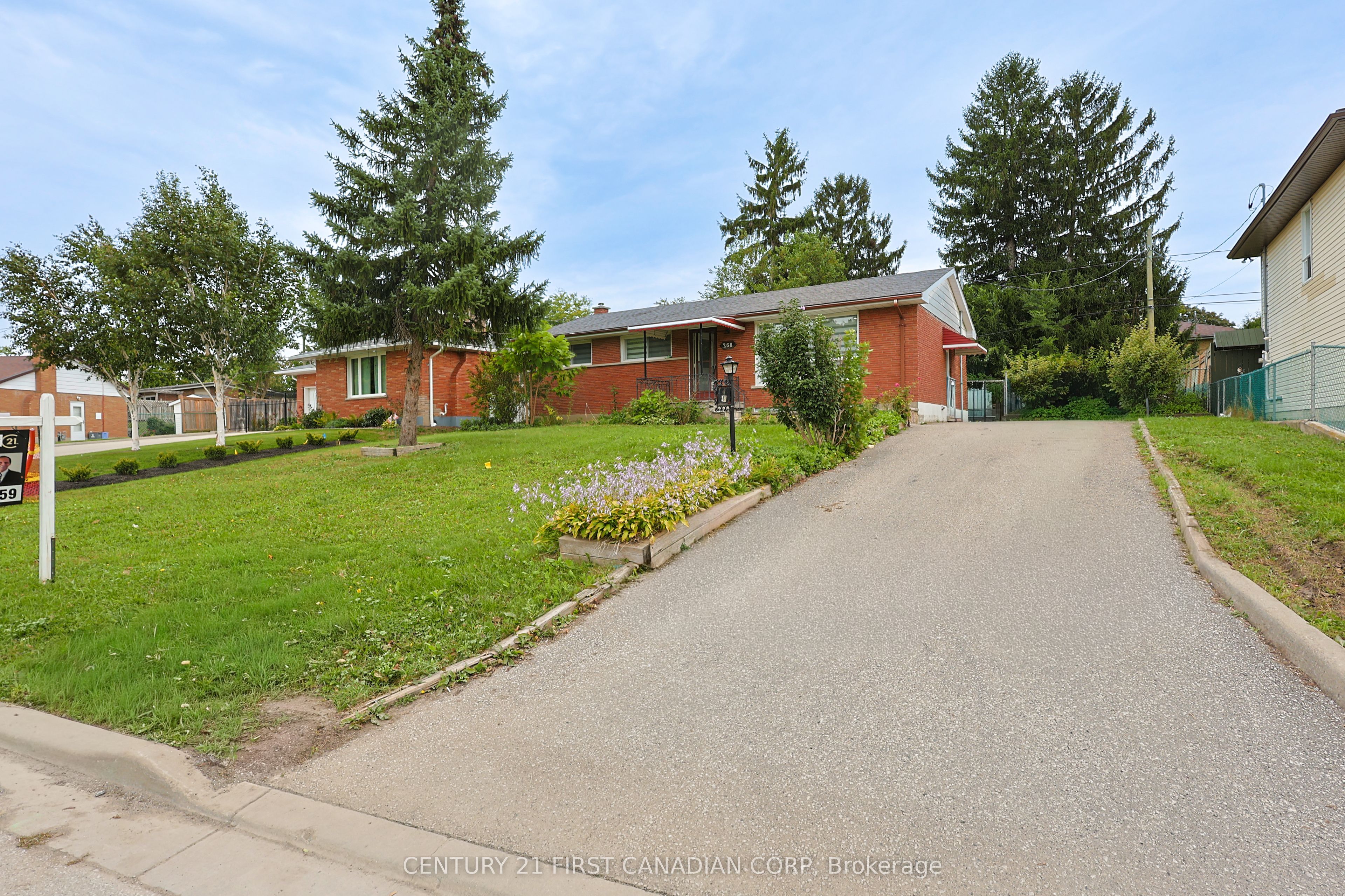 Unit Upper - 268 BURLINGTON Crescent, London 3