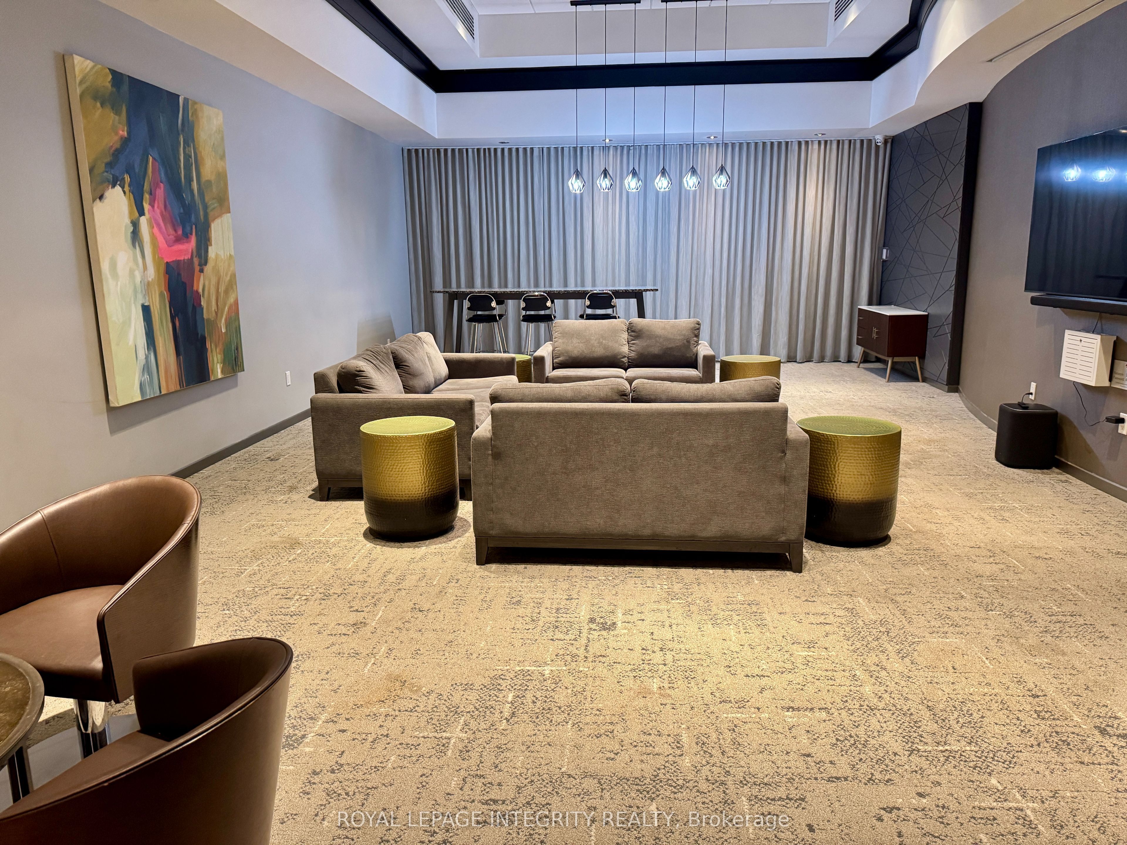 Unit 211 - 435 Albert Street, Ottawa 2