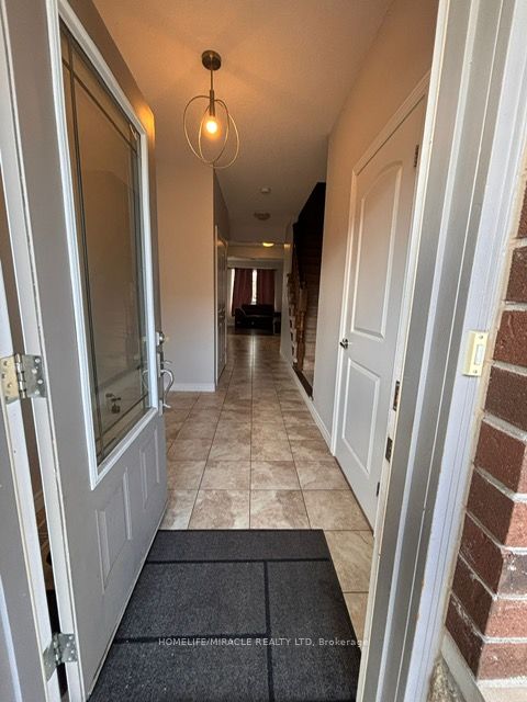 Unit 22 - 380 lake Street, Grimsby 3