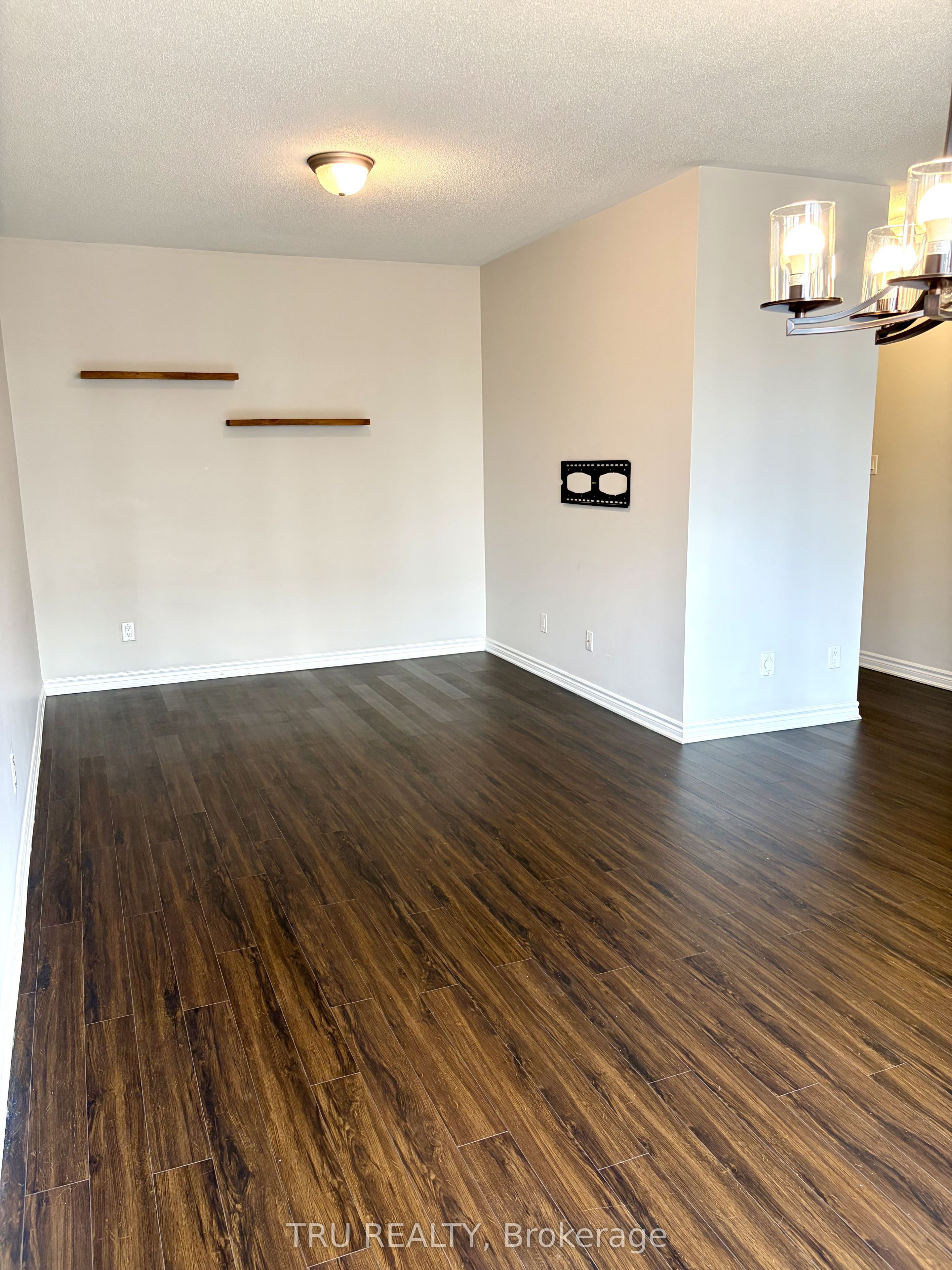805 Kiniw Private, Ottawa 5