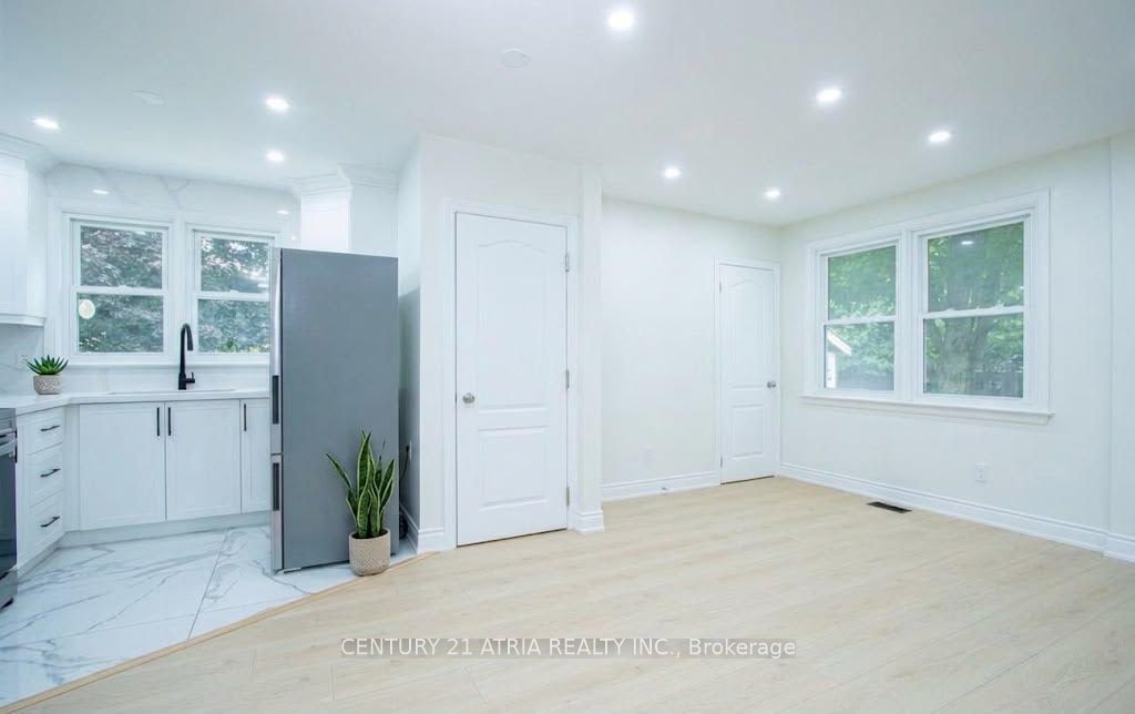 Unit Upper - 26 Magee Street, London 2
