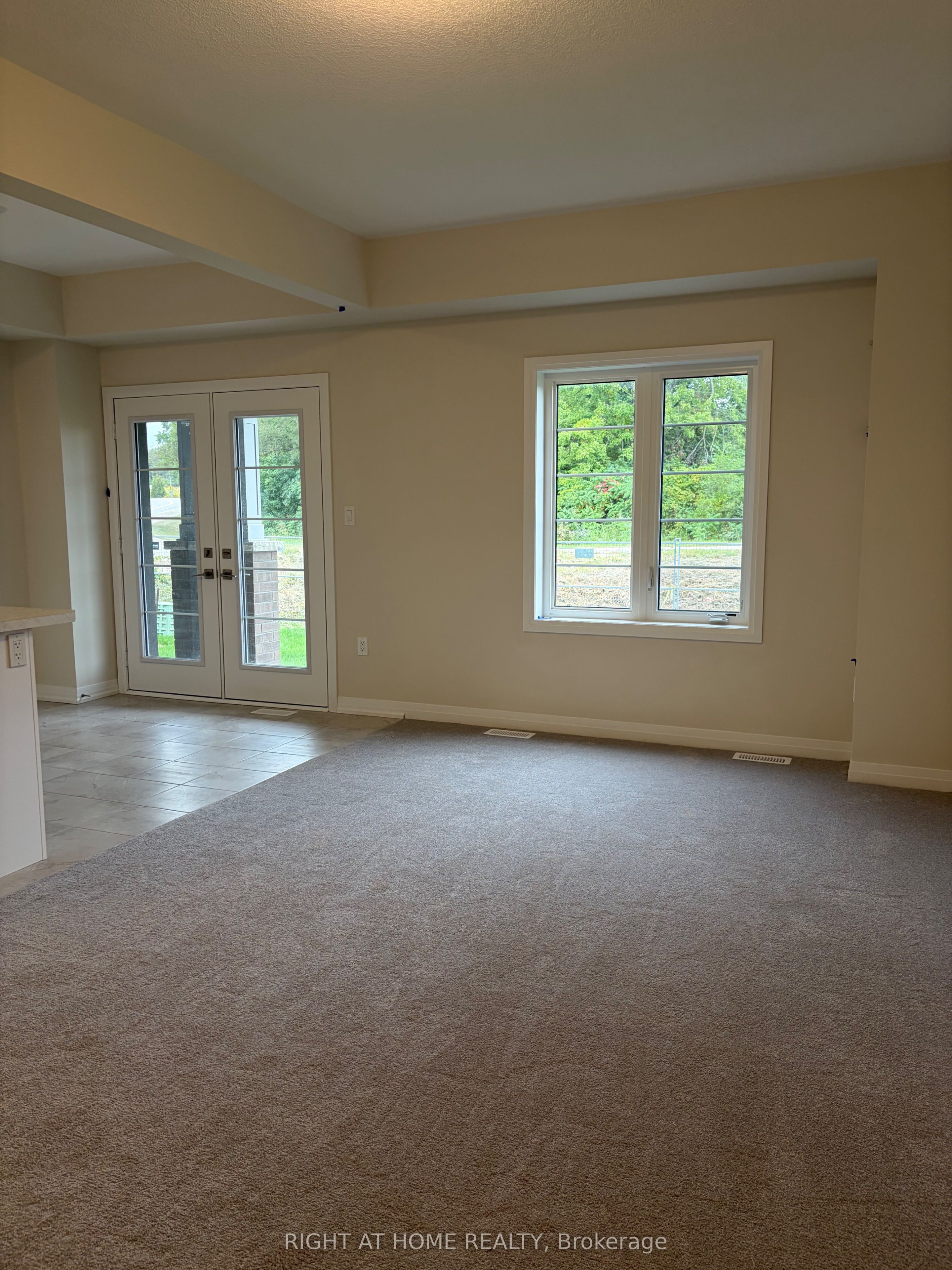 Unit 91 - 660 COLBORNE Street W, Brantford 3