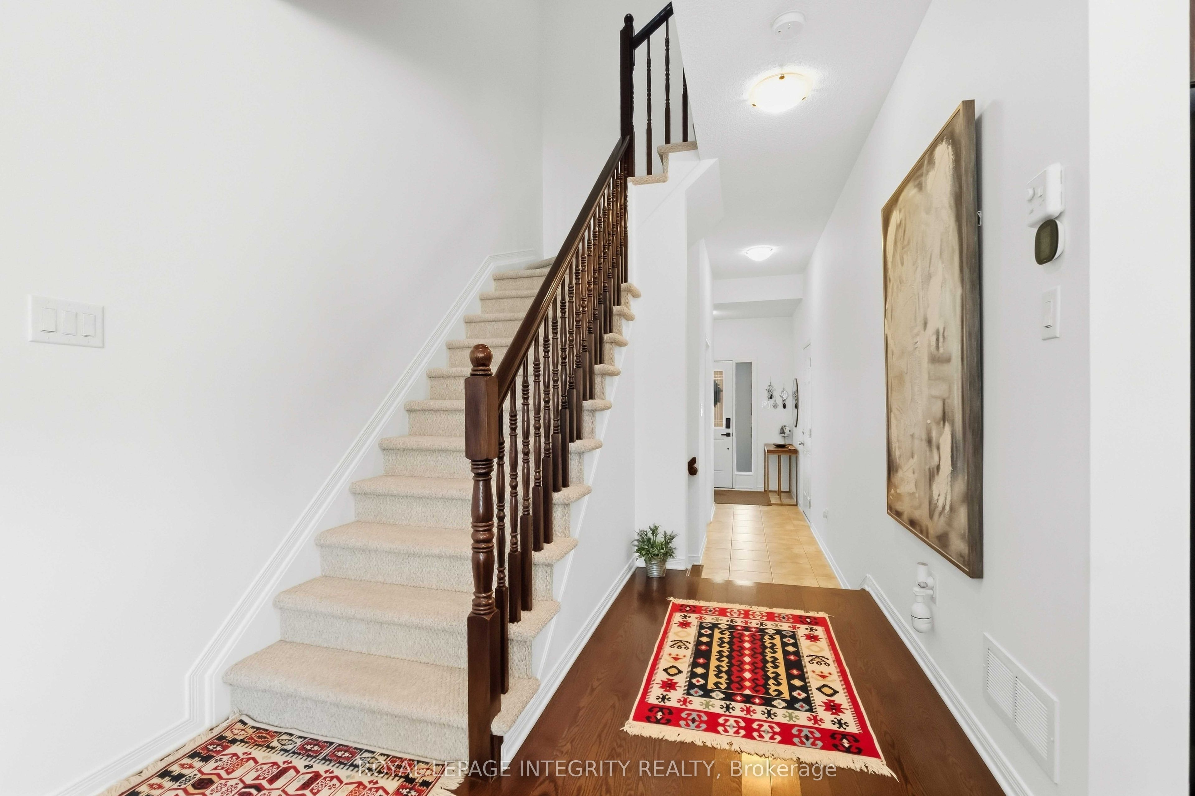 385 Via Verona Avenue, Nepean 3
