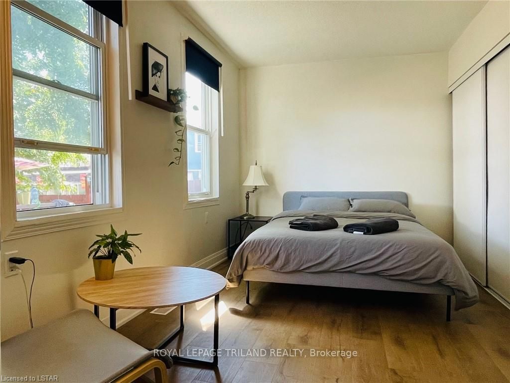 Unit B - 173 WILLIAM Street, Central Elgin 4