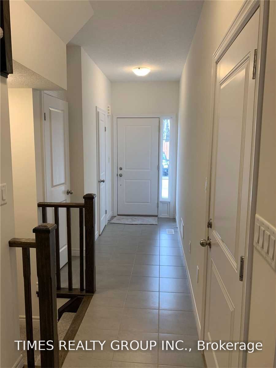 12 Cleland Avenue, Ancaster 4