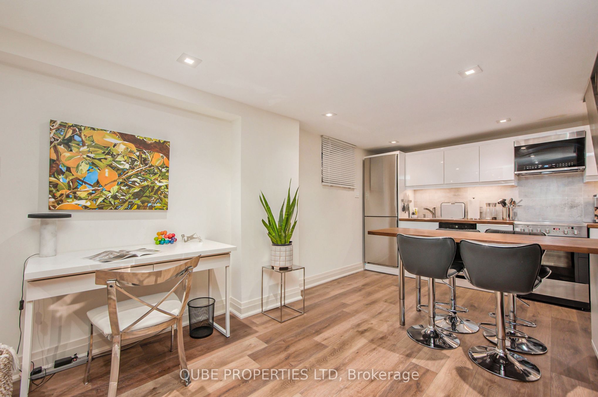 Unit C - 116 Cartier Street, Ottawa 4