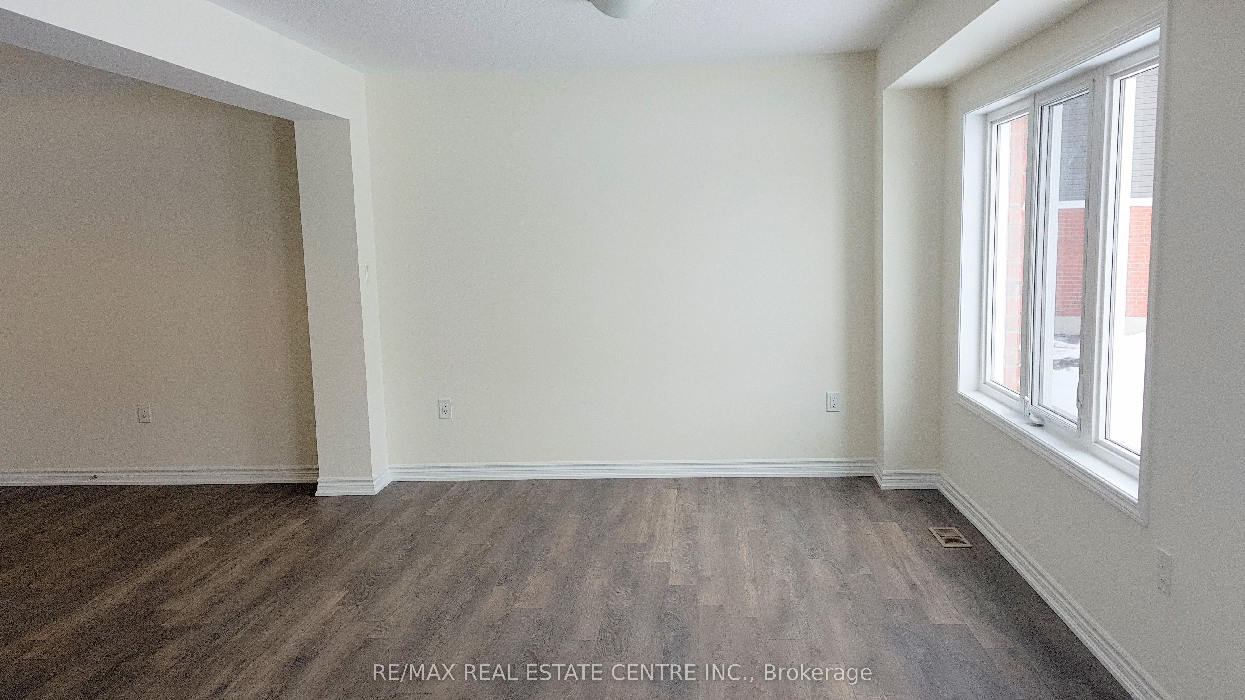 8 Watermill Street, Kitchener 3