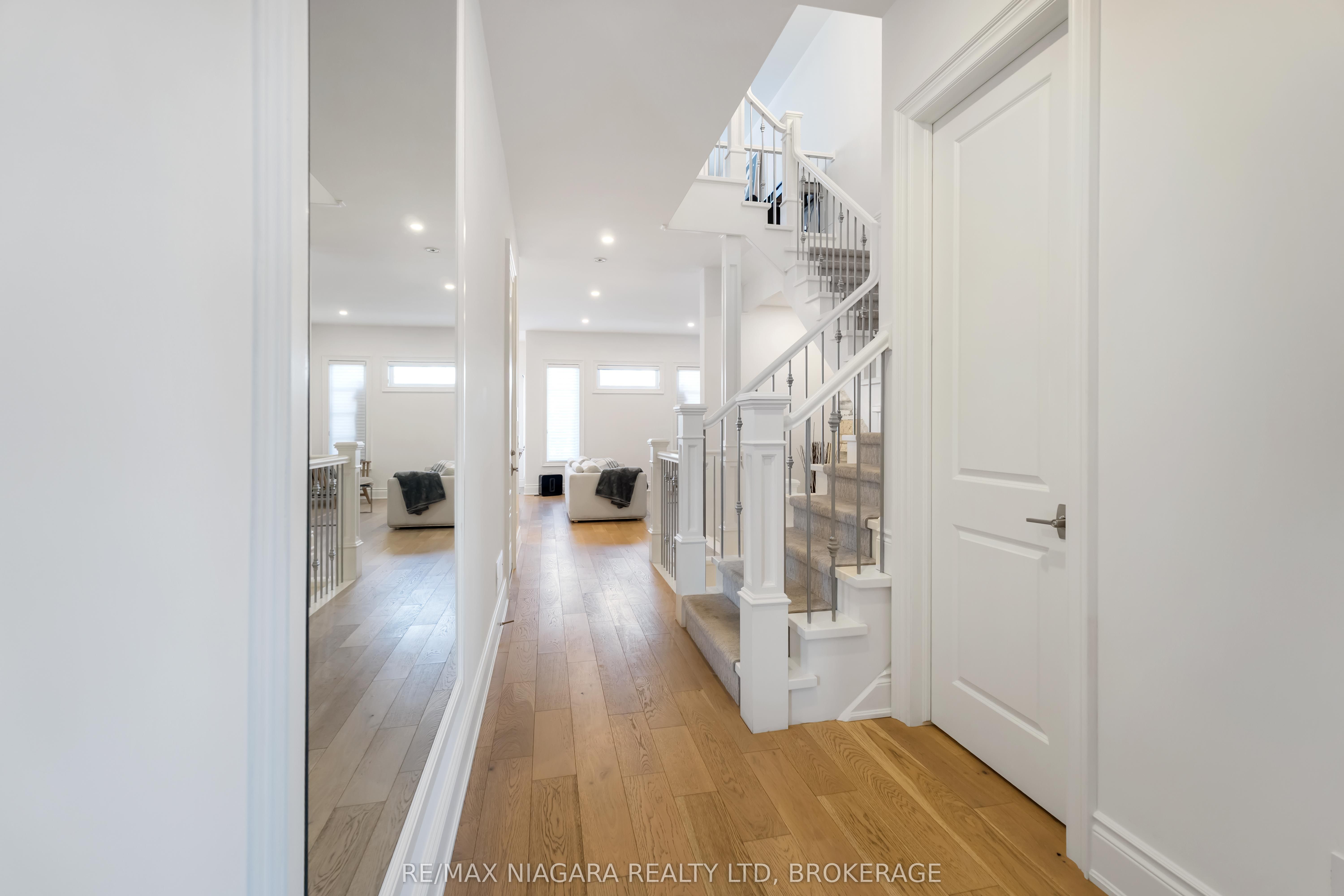 Unit 7 - 15 Arbourvale Common Road, St. Catharines 5