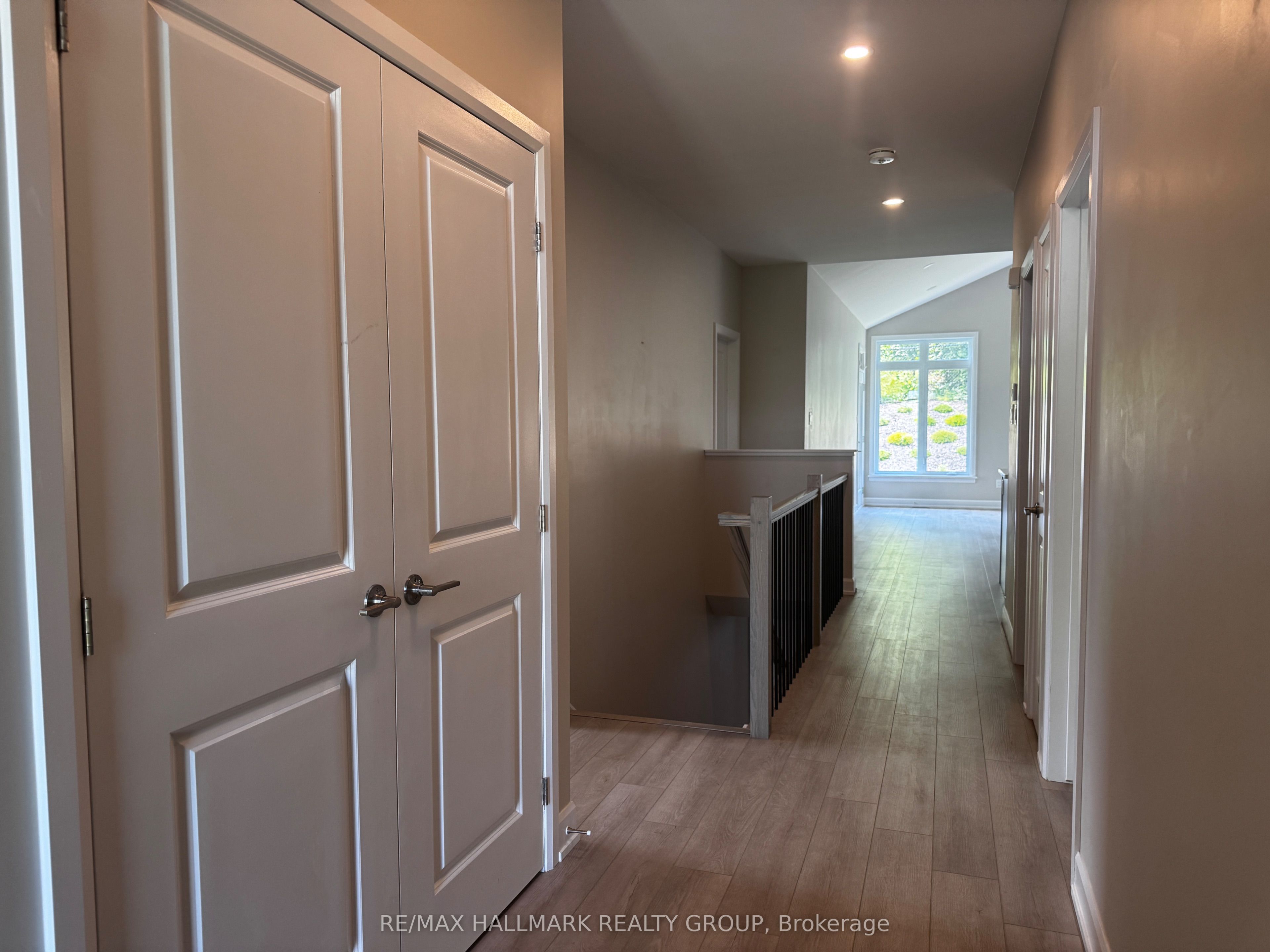 1513 FLANDERS Road, Brockville 3