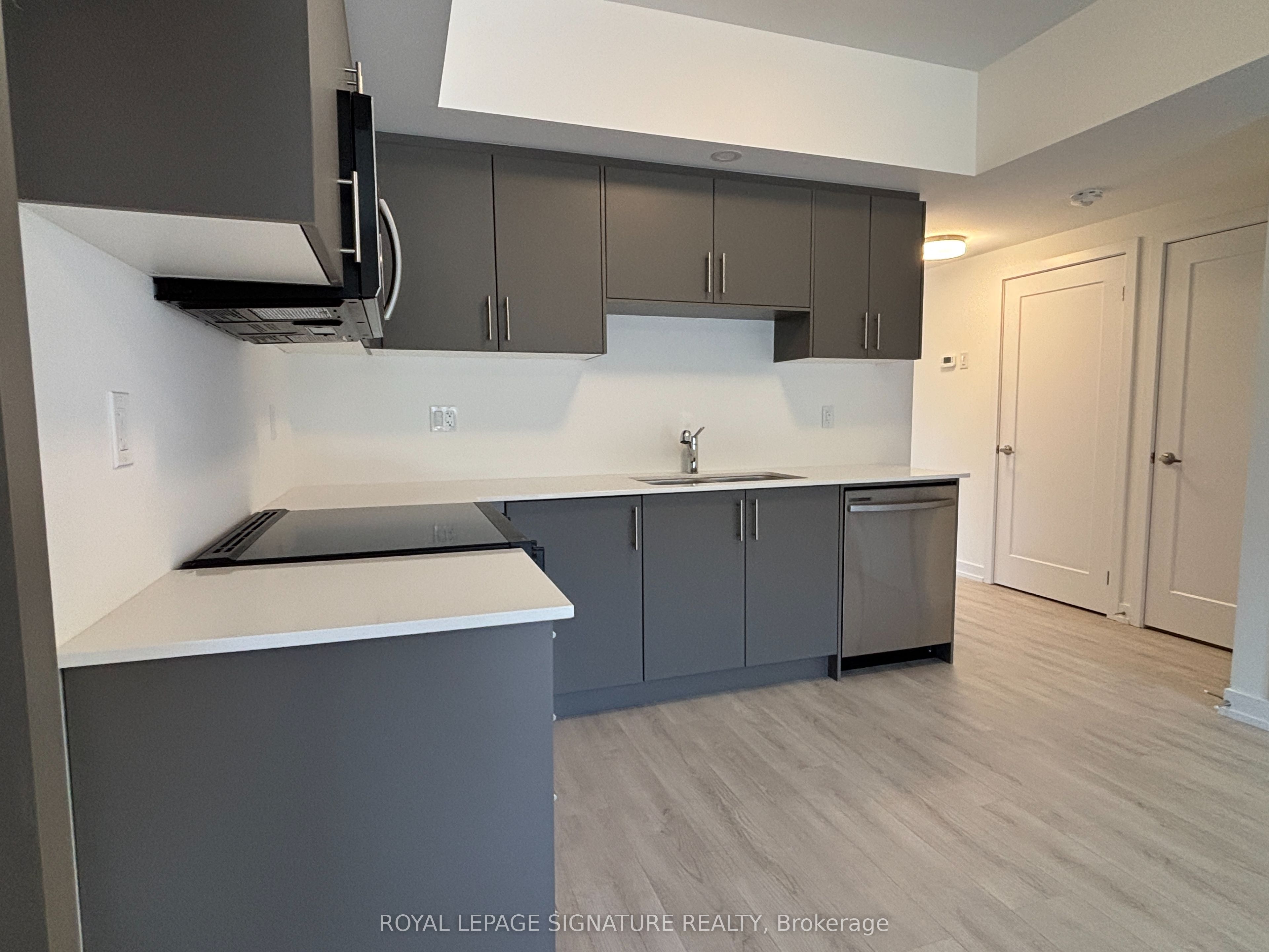 Unit 16 - 42 Lowes Road W, Guelph 3