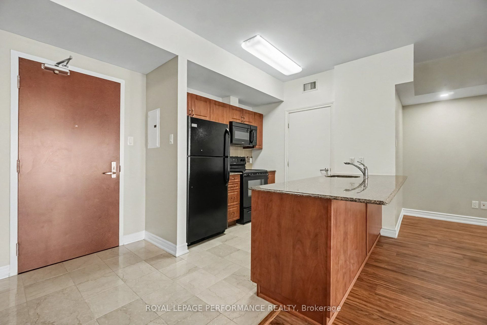 Unit 2205 - 234 Rideau Street, Ottawa 4