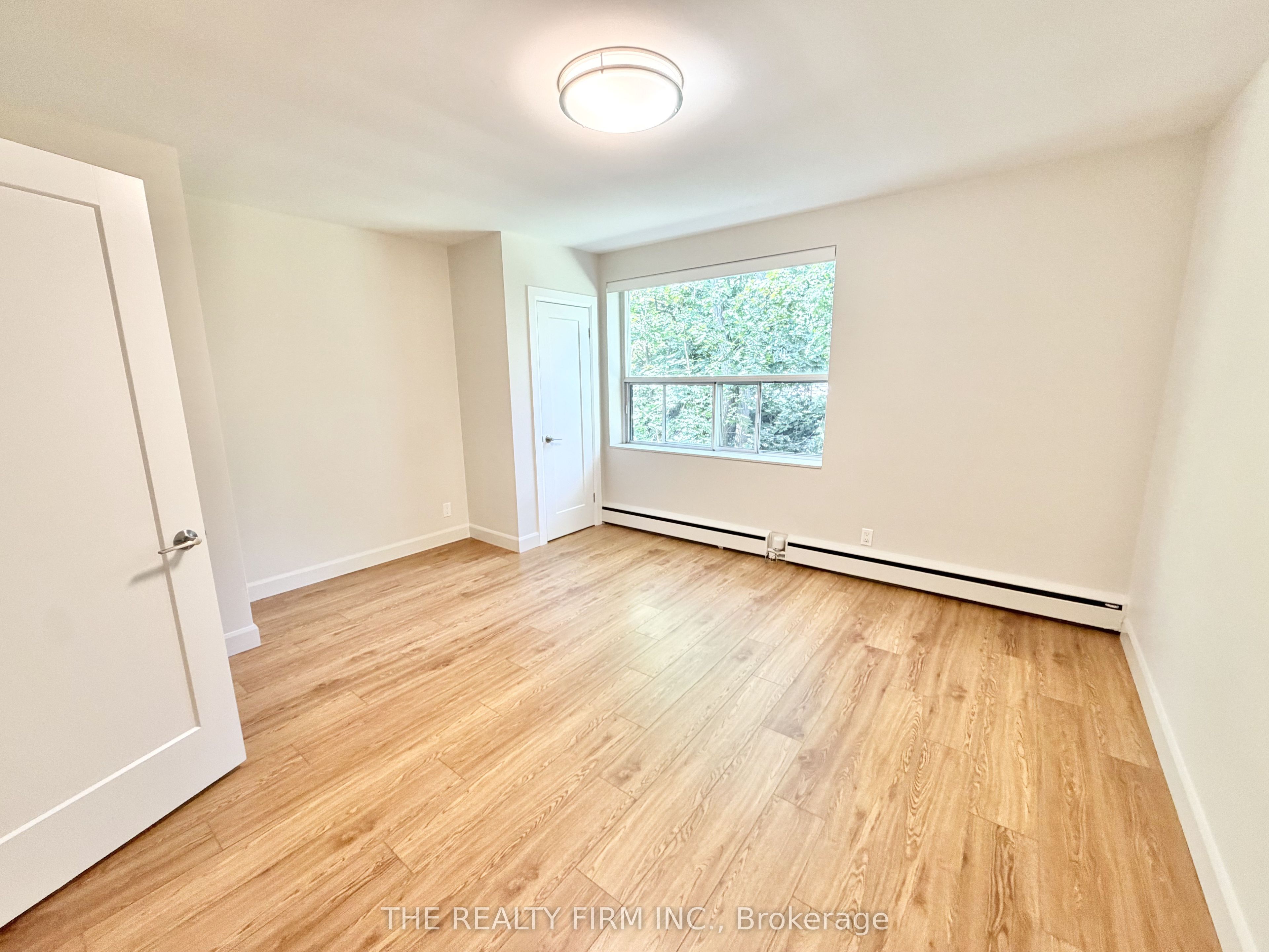 Unit 214 - 55 BEECHWOOD Place, London 5
