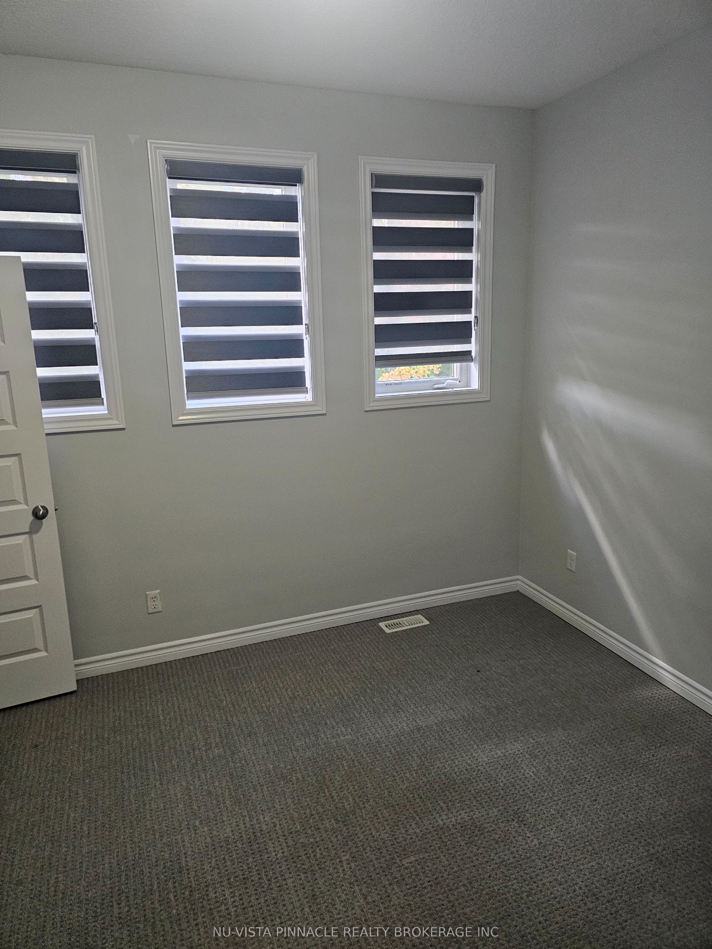 2039 Cedarpark Drive, London 5